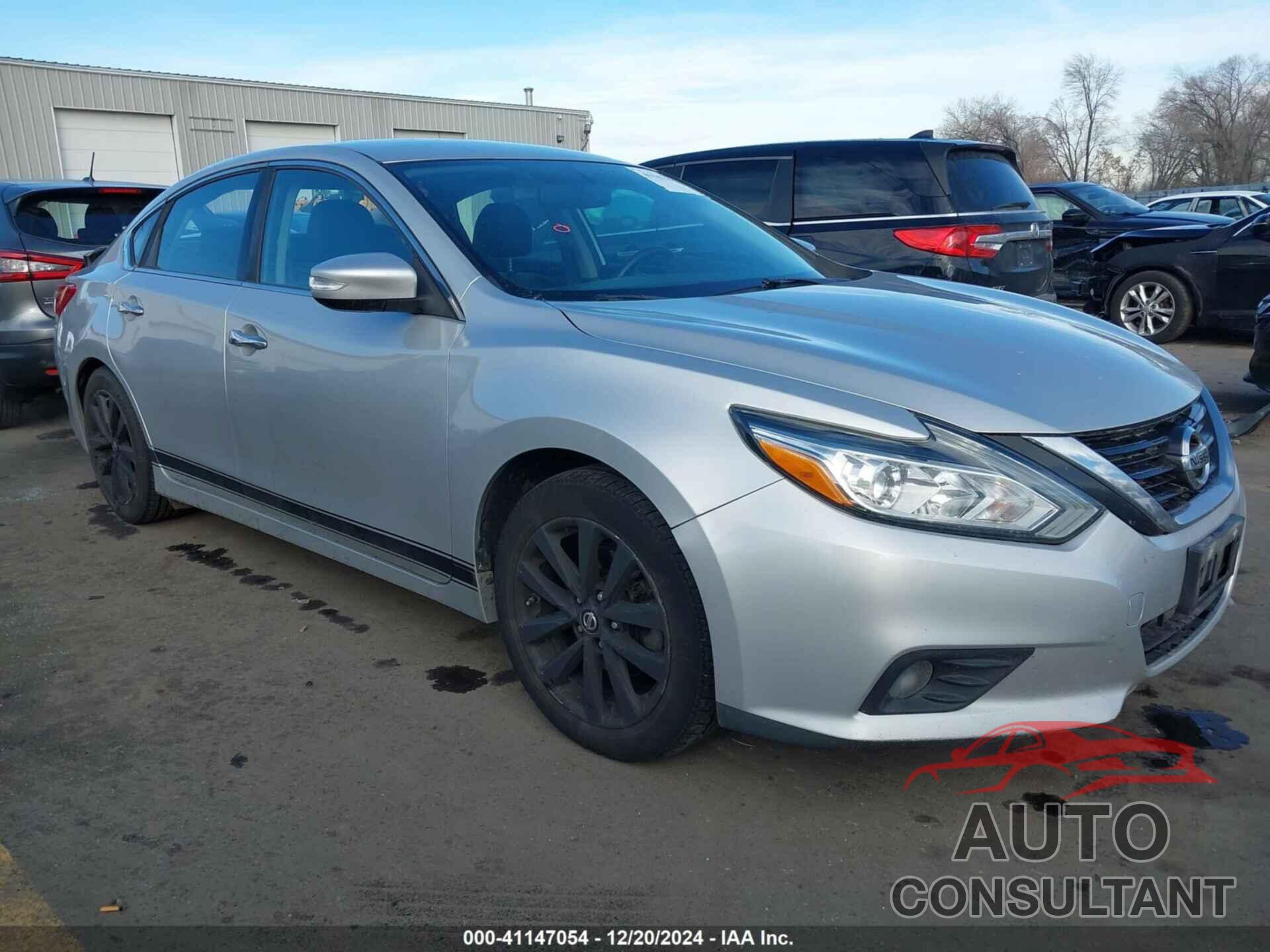 NISSAN ALTIMA 2018 - 1N4AL3AP4JC174796