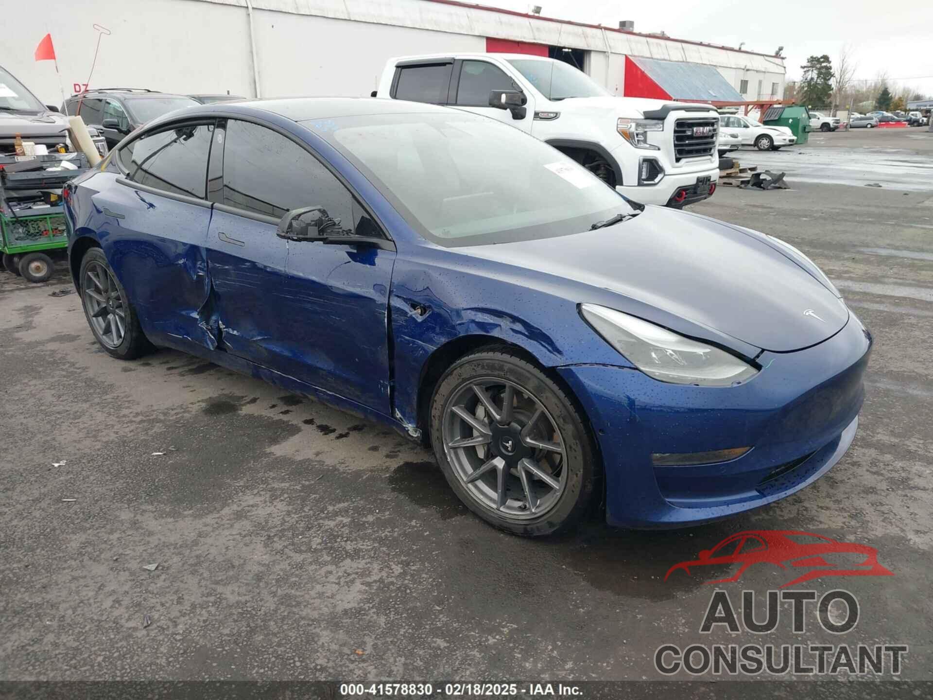 TESLA MODEL 3 2022 - 5YJ3E1EB8NF136660