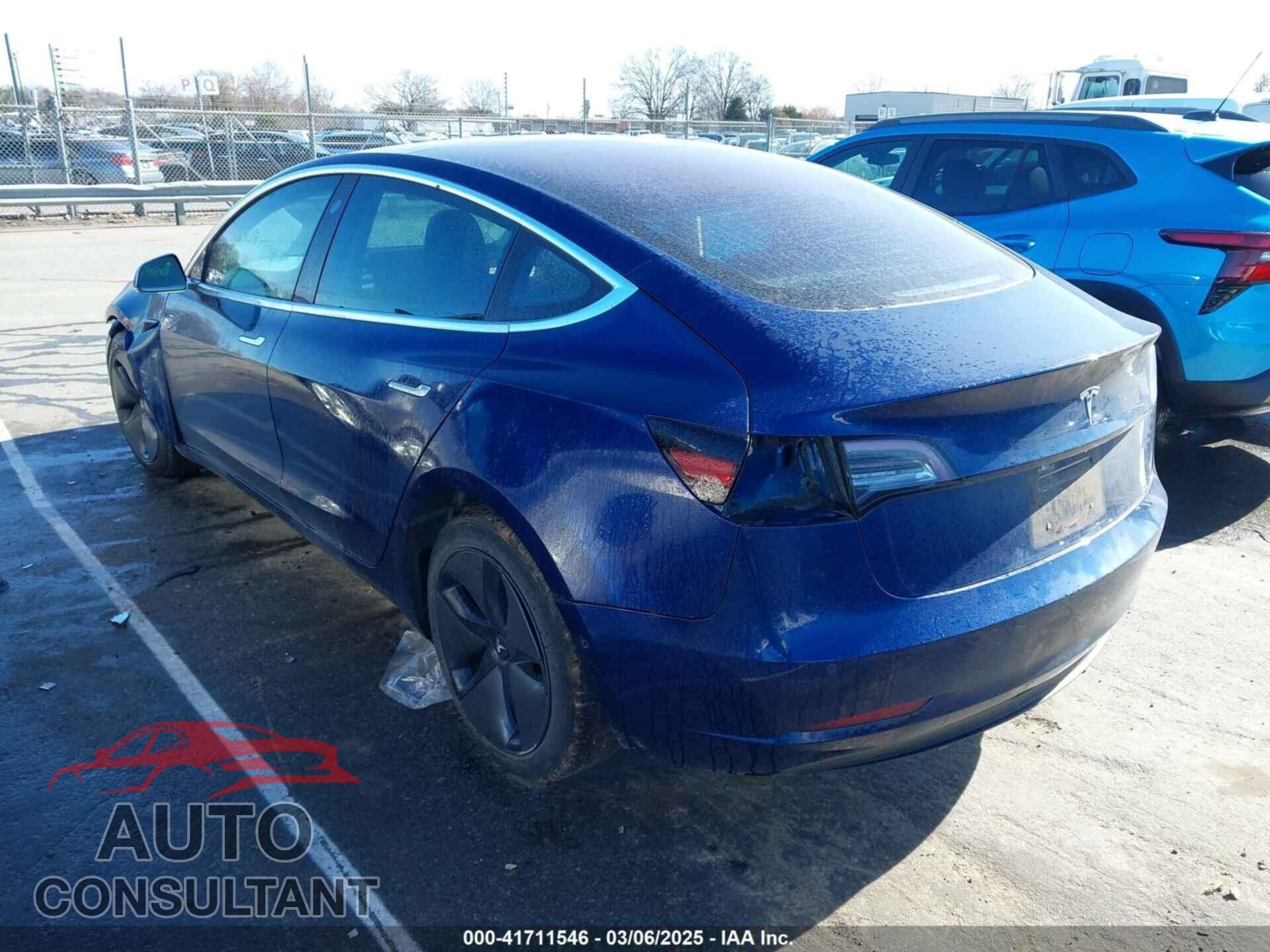 TESLA MODEL 3 2018 - 5YJ3E1EA4JF036136