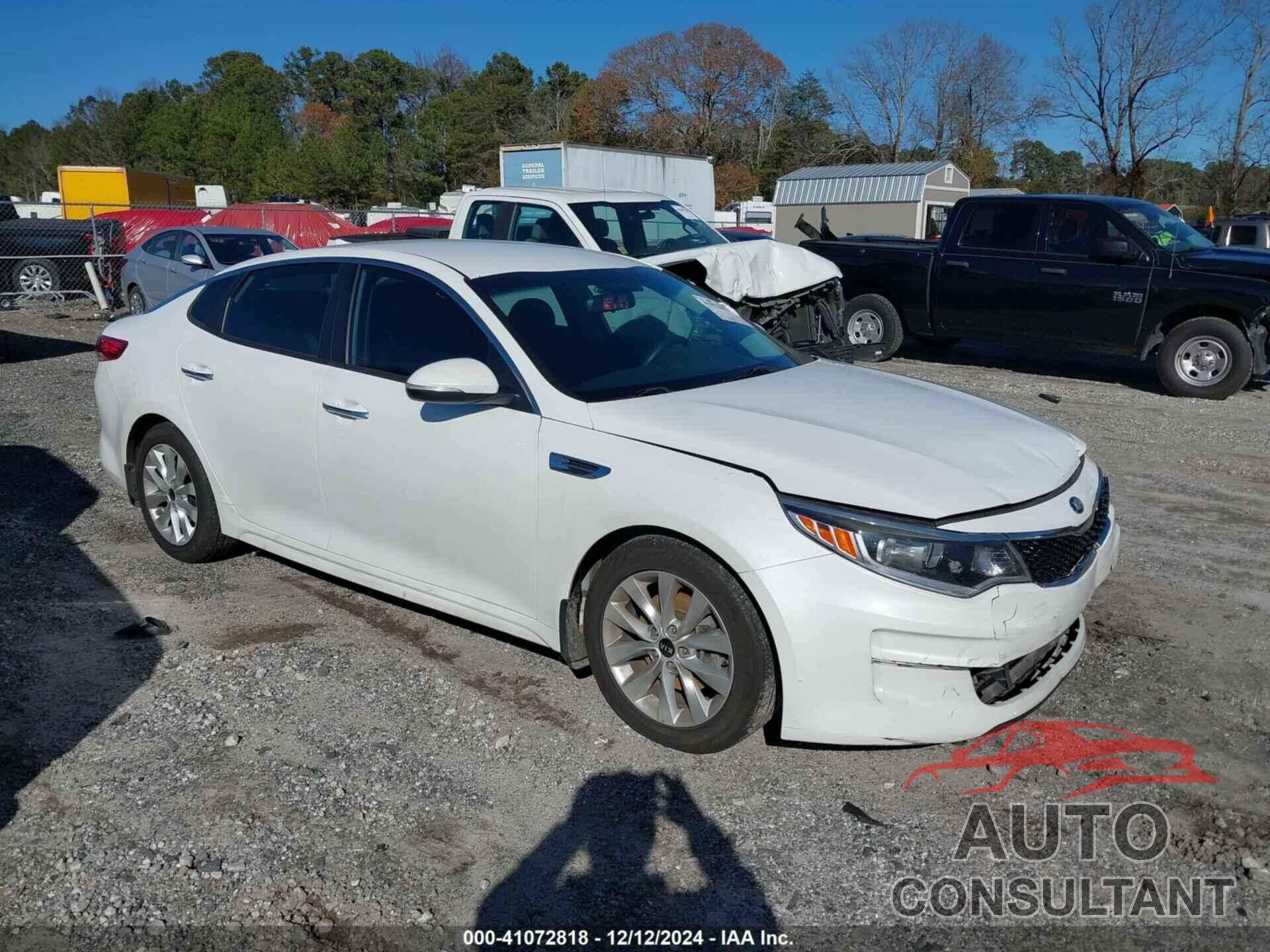 KIA OPTIMA 2018 - 5XXGT4L39JG256348