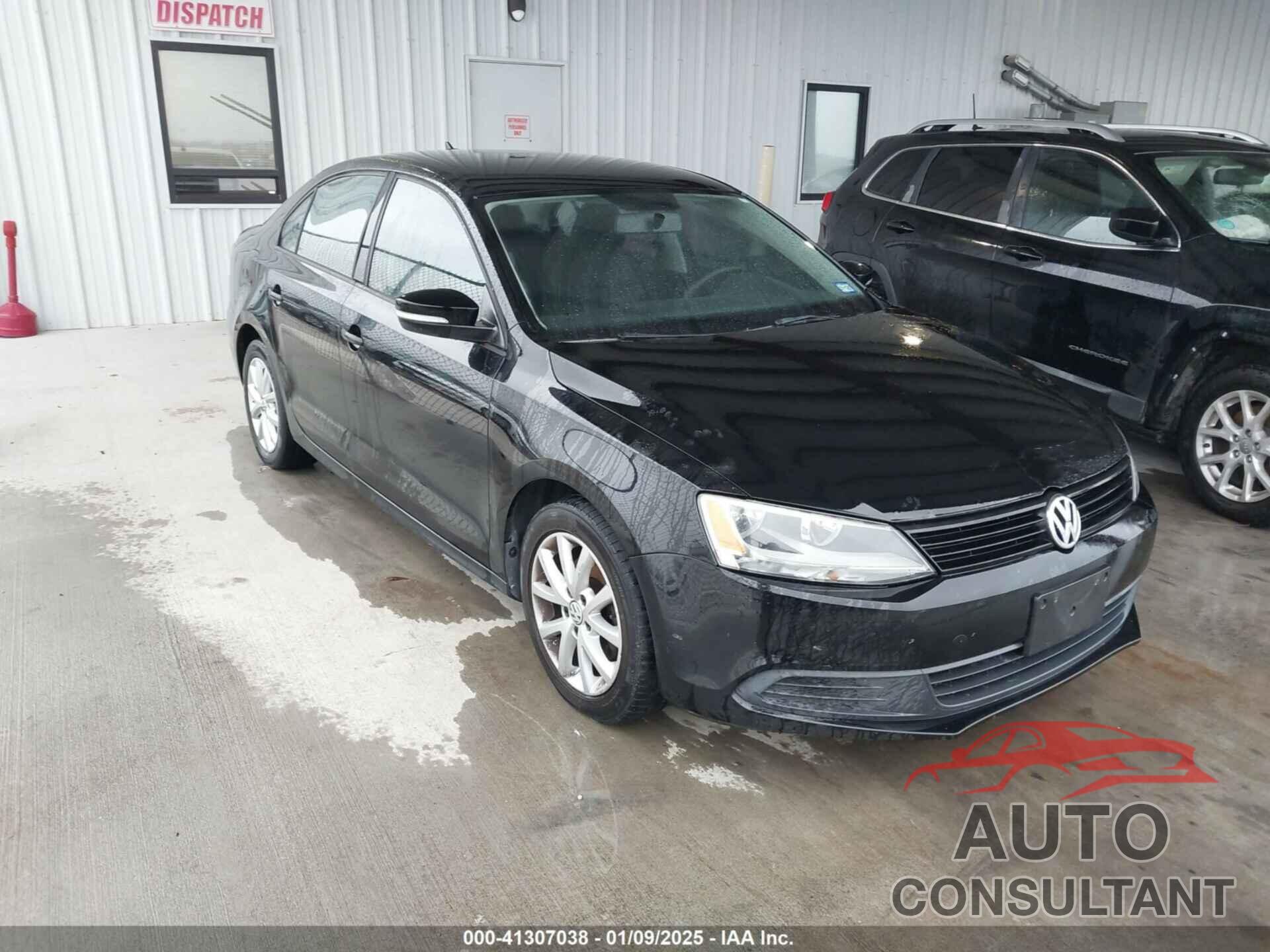 VOLKSWAGEN JETTA 2012 - 3VWDX7AJ2CM341928