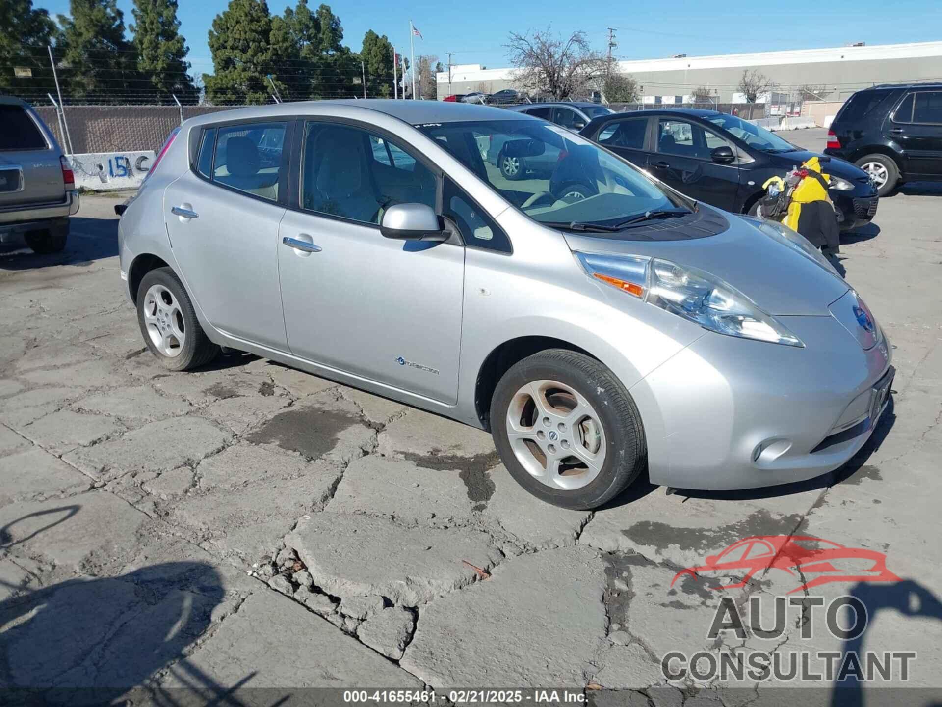 NISSAN LEAF 2011 - JN1AZ0CP9BT000778