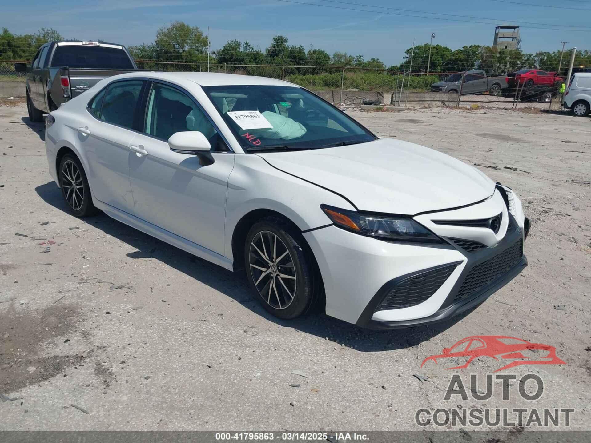TOYOTA CAMRY 2023 - 4T1G11BK7PU097308