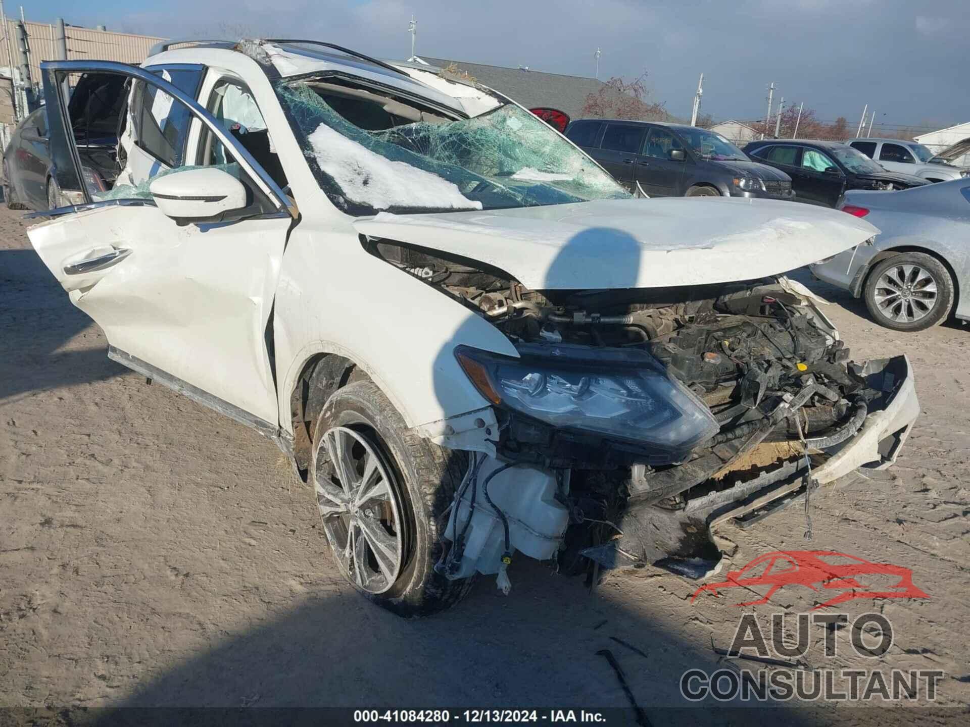 NISSAN ROGUE 2018 - 5N1AT2MV8JC802482