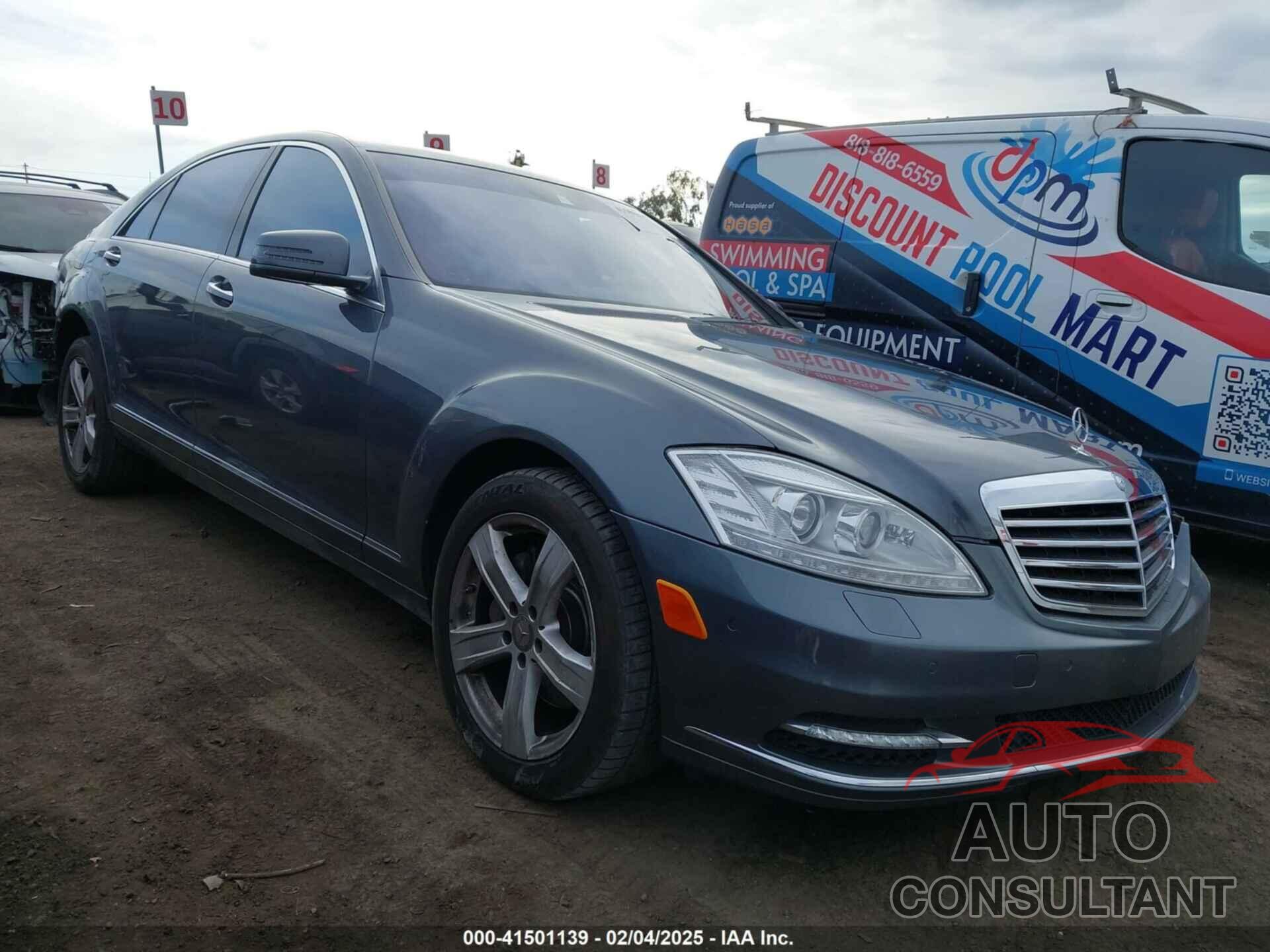 MERCEDES-BENZ S 550 2010 - WDDNG7BB6AA330283