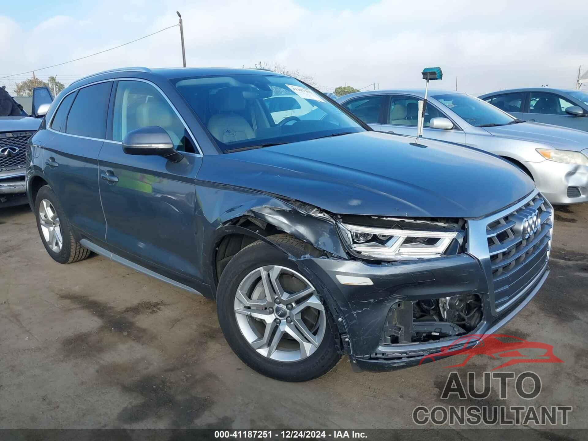 AUDI Q5 2018 - WA1BNAFY4J2024637