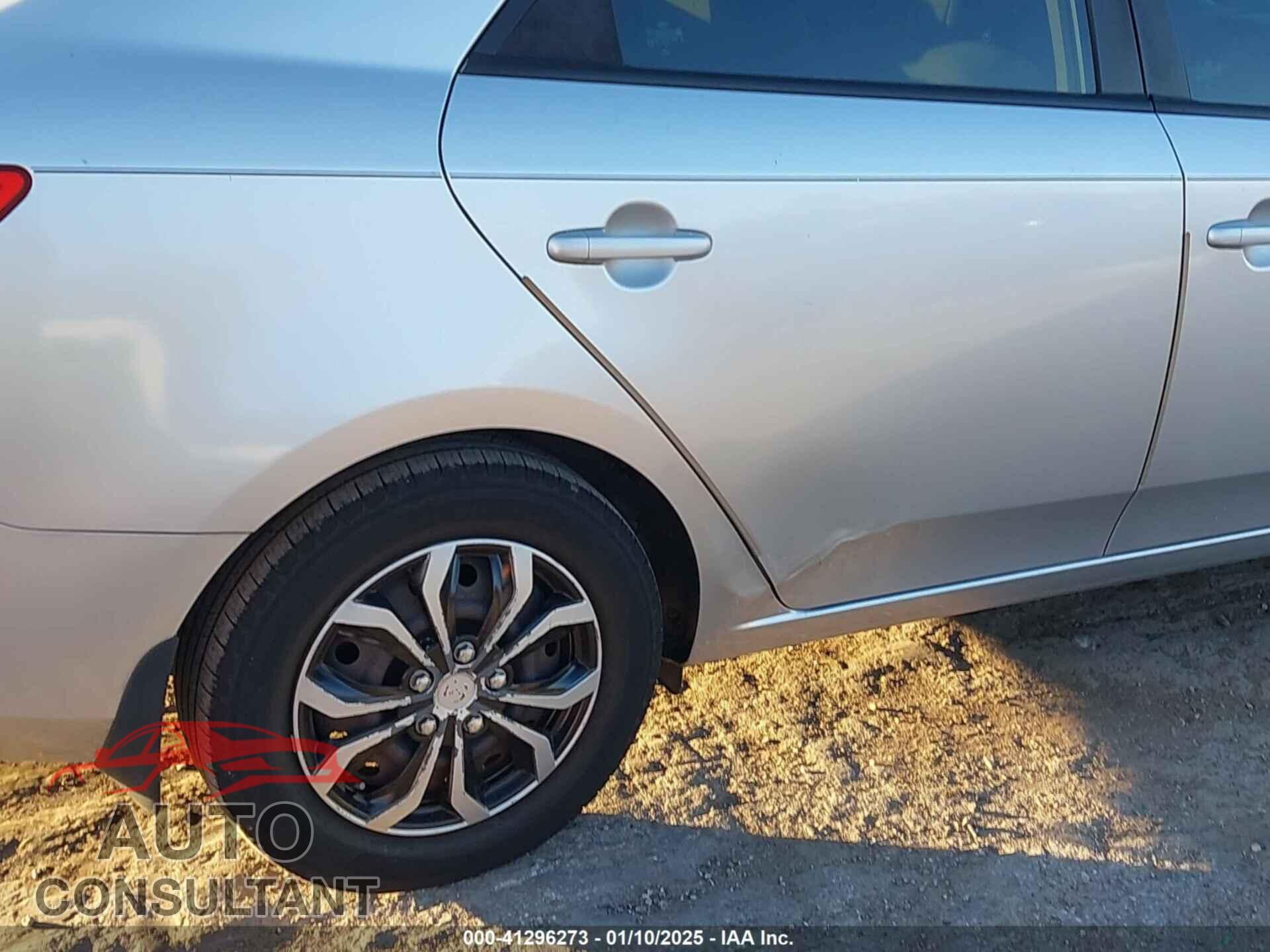 KIA FORTE 2012 - KNAFU4A22C5578319