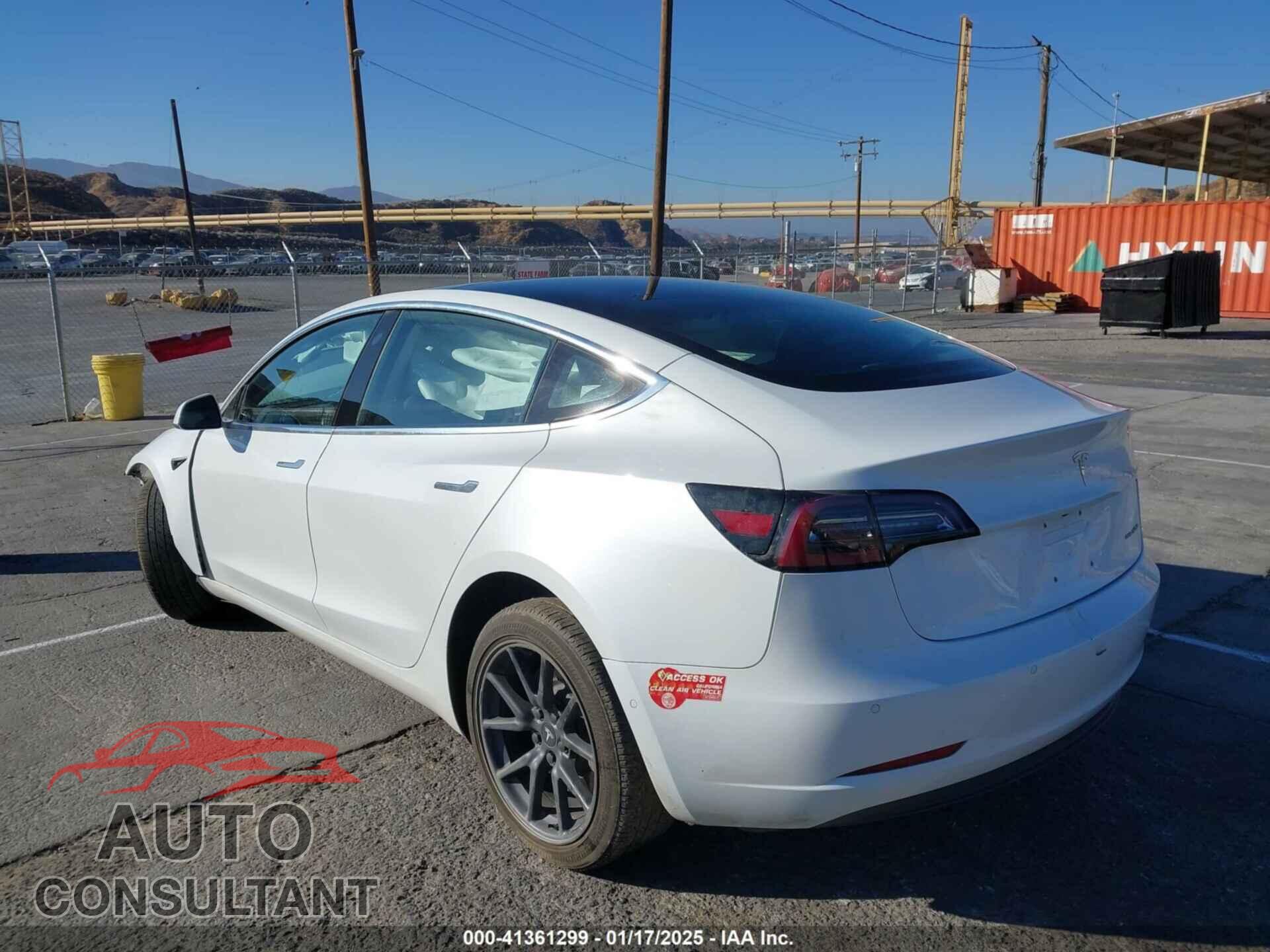 TESLA MODEL 3 2018 - 5YJ3E1EB5JF066738