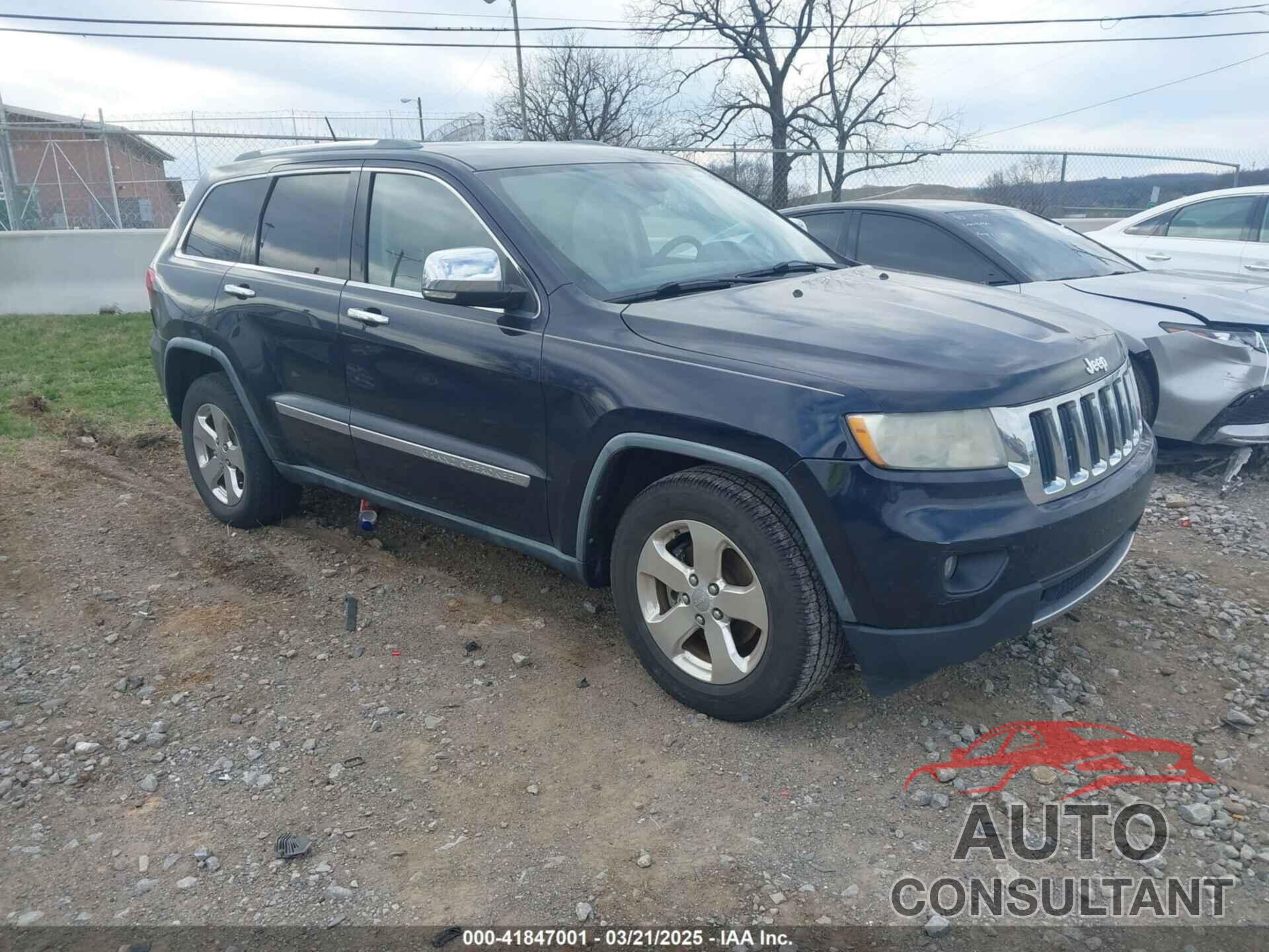 JEEP GRAND CHEROKEE 2011 - 1J4RS5GG8BC569319