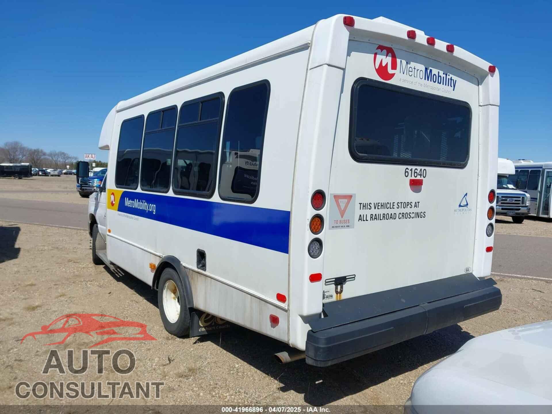 FORD E-450 CUTAWAY 2017 - 1FDFE4FS4HDC37828
