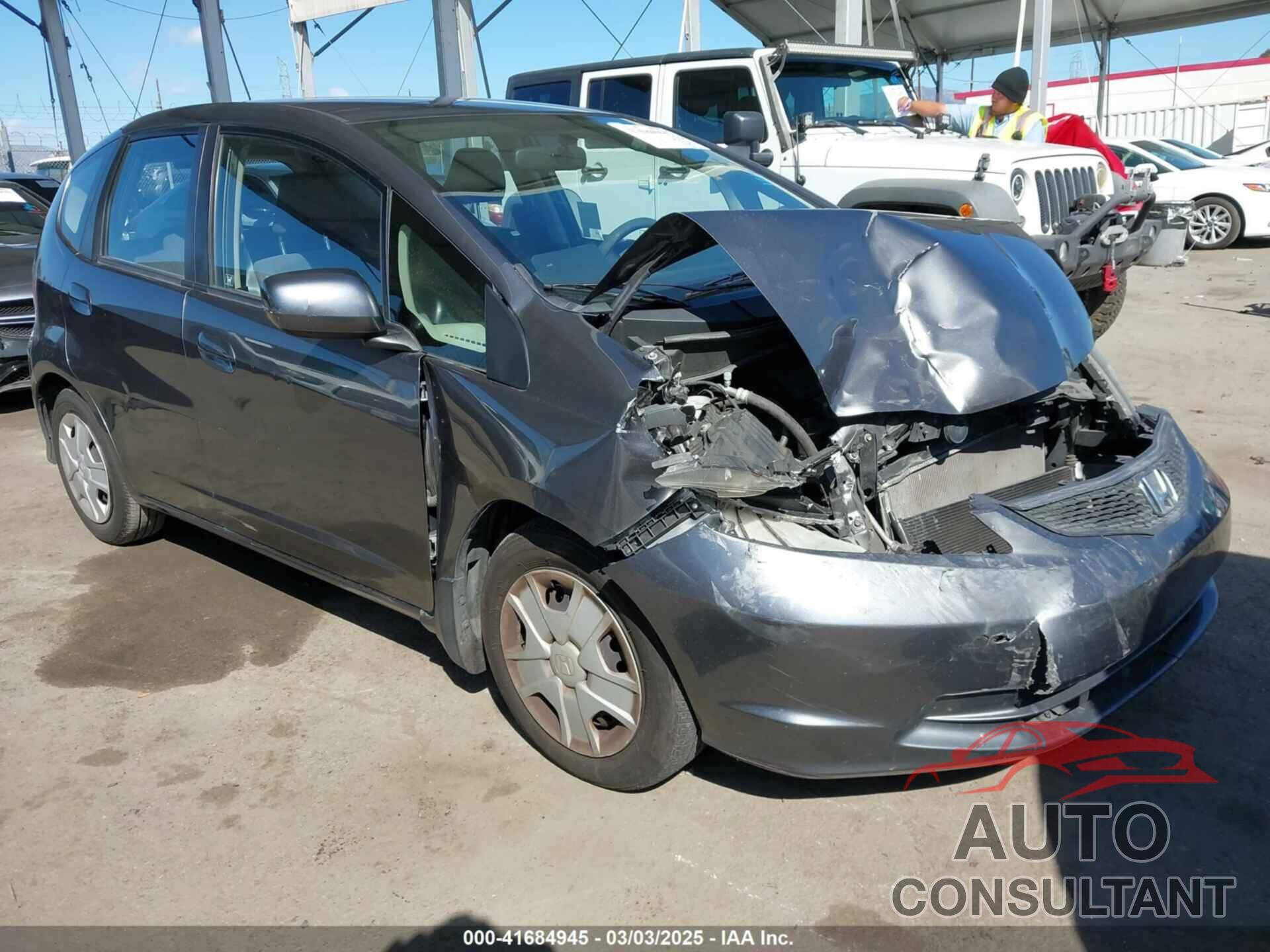 HONDA FIT 2013 - JHMGE8H37DC034503