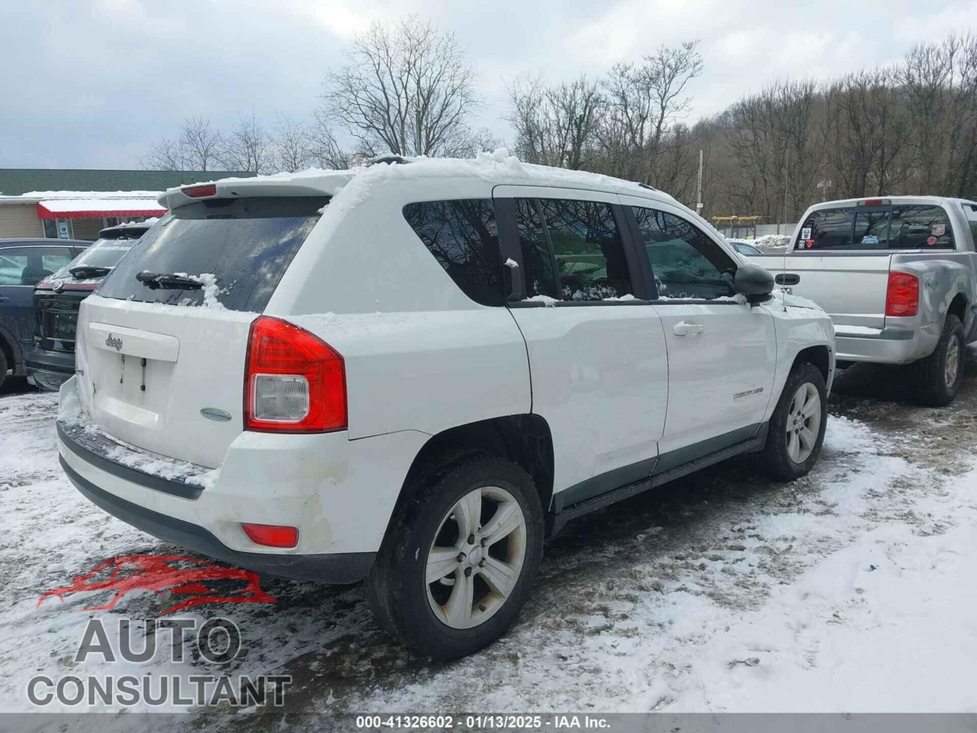 JEEP COMPASS 2011 - 1J4NF1FB6BD240467