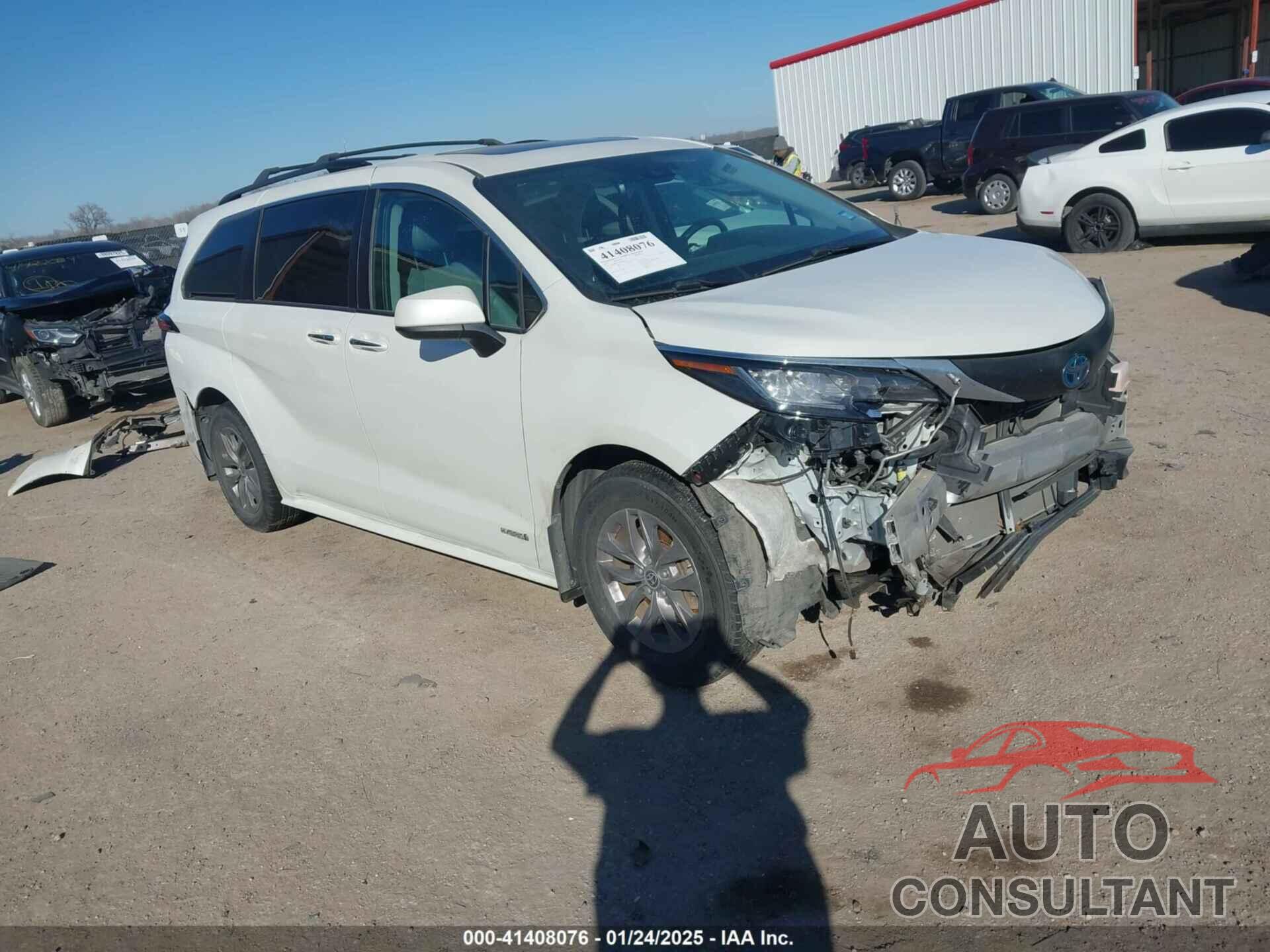 TOYOTA SIENNA 2021 - 5TDYRKEC2MS053924