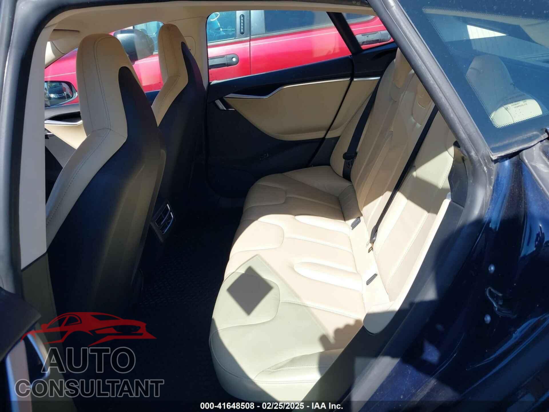 TESLA MODEL S 2013 - 5YJSA1CG2DFP14689