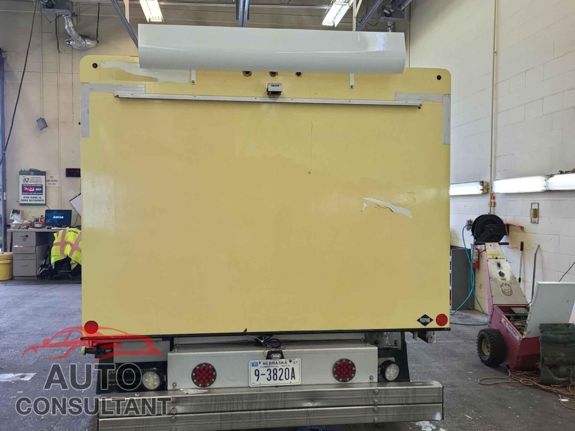 FORD ECONOLINE 2017 - 1FDXE4FS8HDC69041