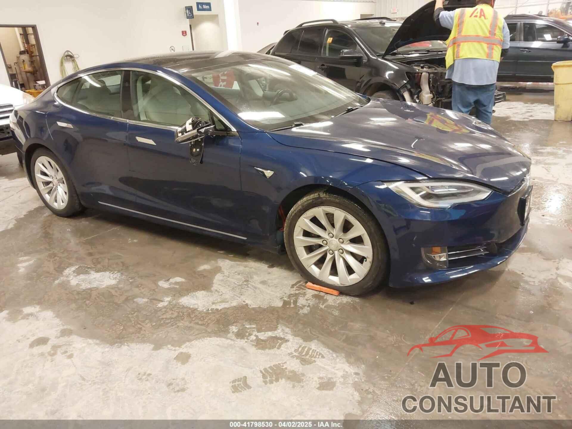 TESLA MODEL S 2018 - 5YJSA1E24JF276044