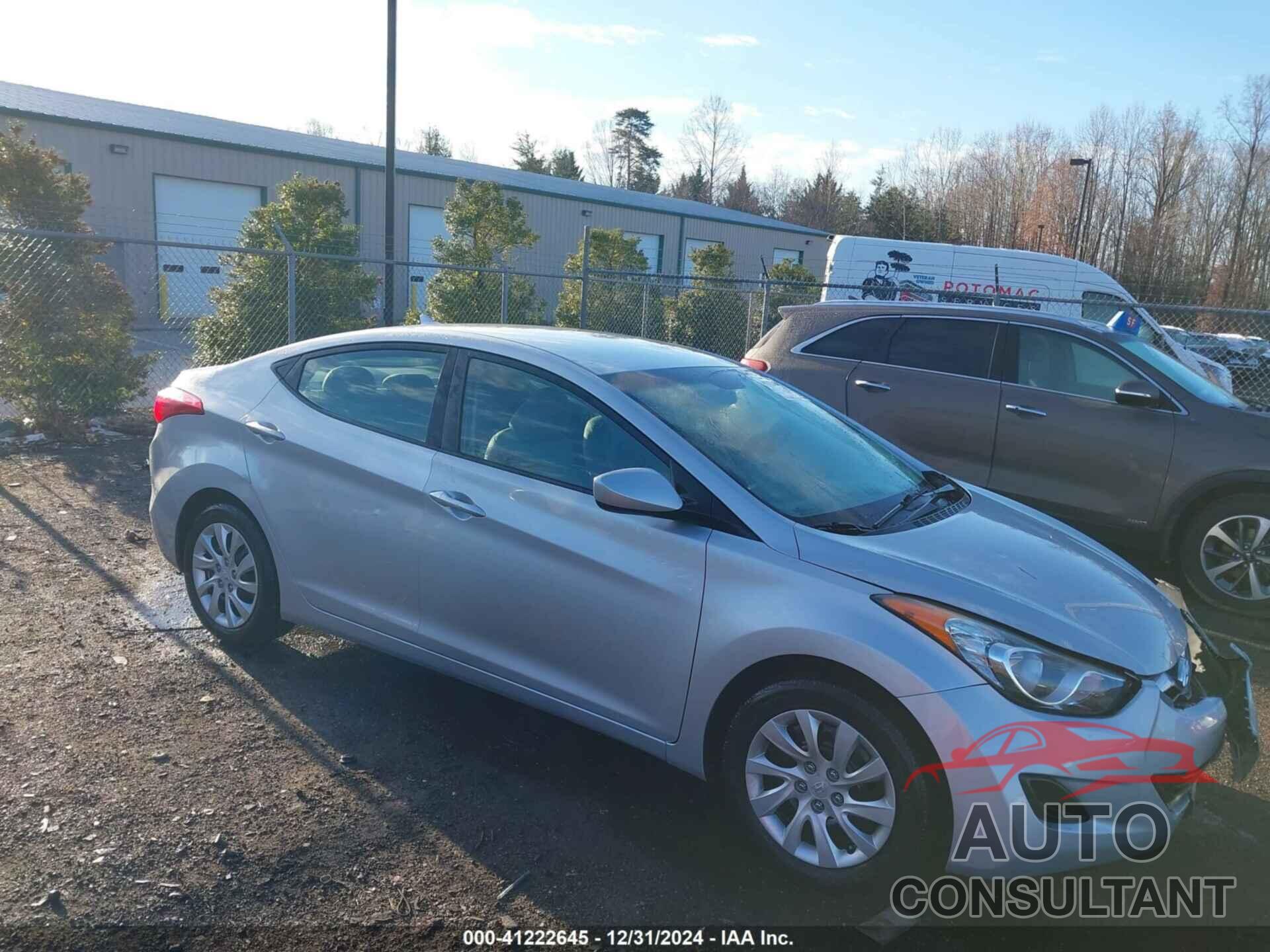 HYUNDAI ELANTRA 2012 - 5NPDH4AE7CH077127