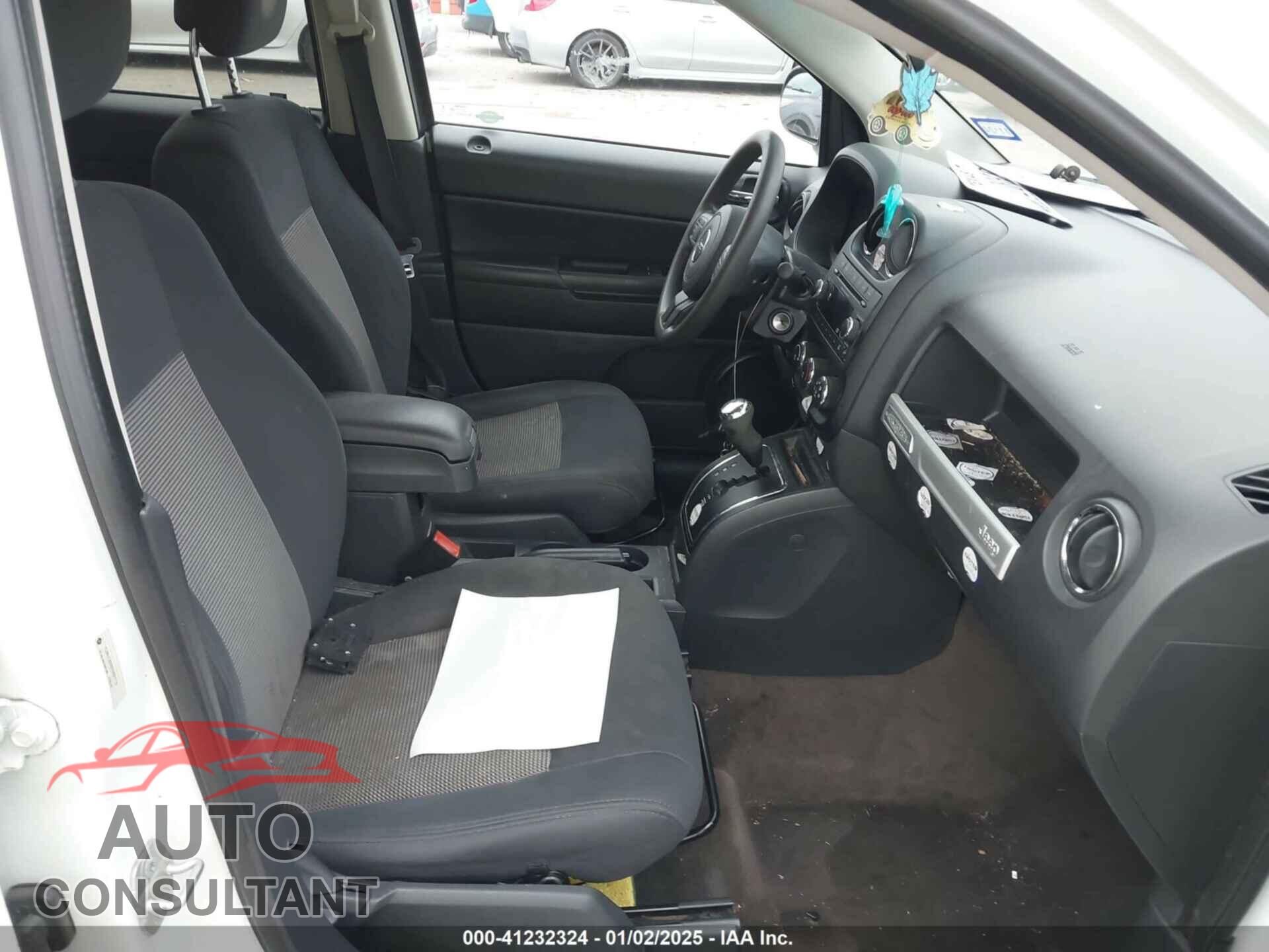 JEEP COMPASS 2014 - 1C4NJCBA8ED801172