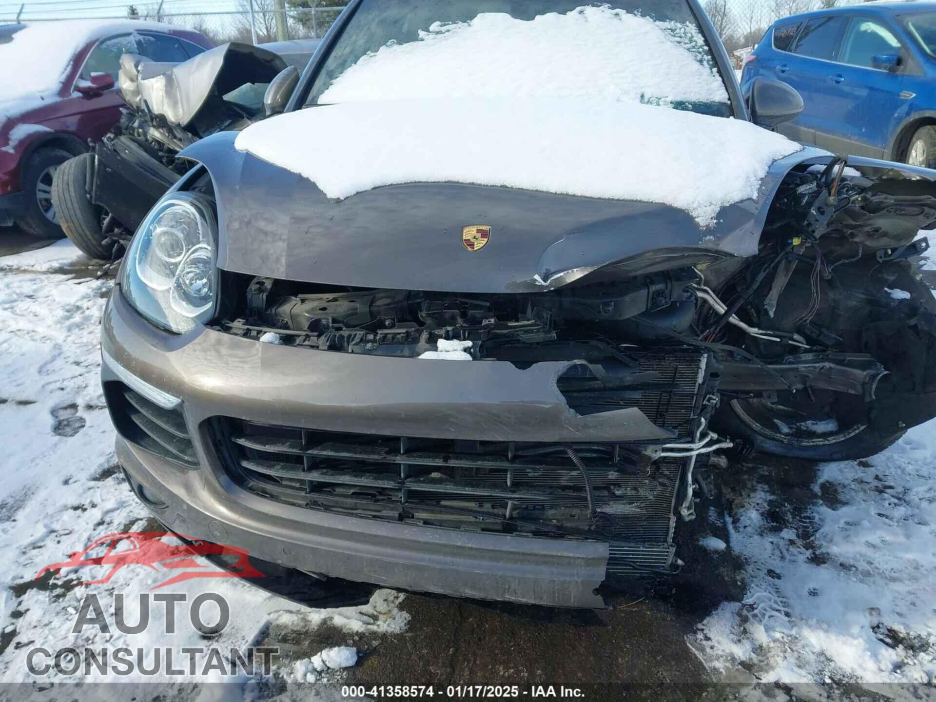 PORSCHE CAYENNE 2016 - WP1AA2A21GLA05440