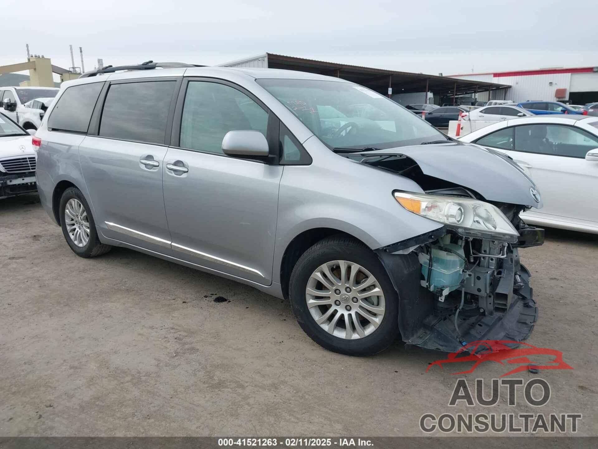 TOYOTA SIENNA 2013 - 5TDYK3DCXDS312672