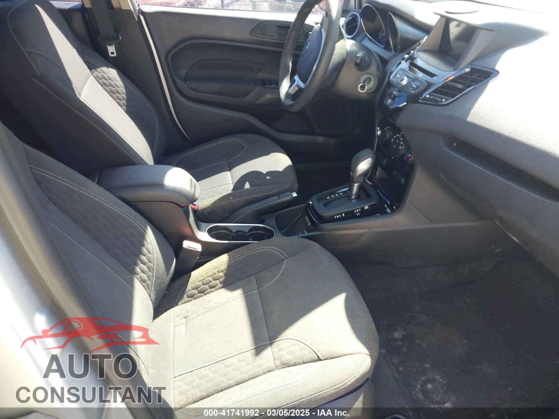 FORD FIESTA 2019 - 3FADP4EJ2KM117655