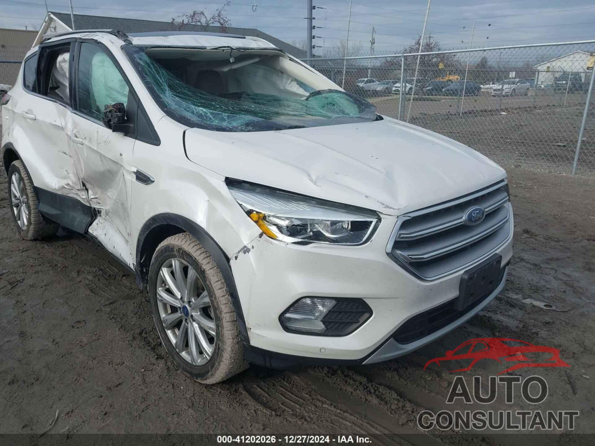 FORD ESCAPE 2017 - 1FMCU0JD9HUA12764