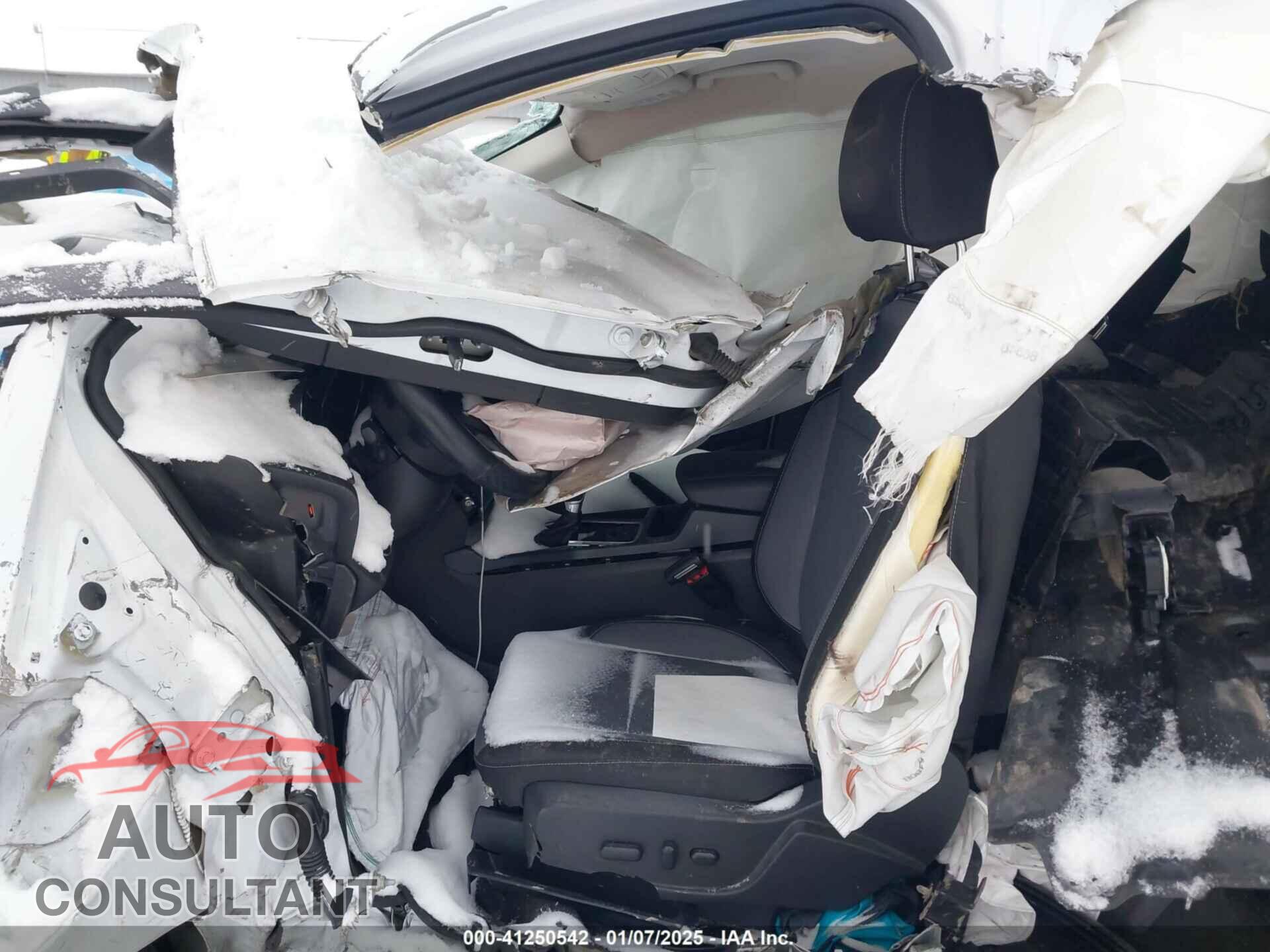 FORD ESCAPE 2017 - 1FMCU0G92HUB51721