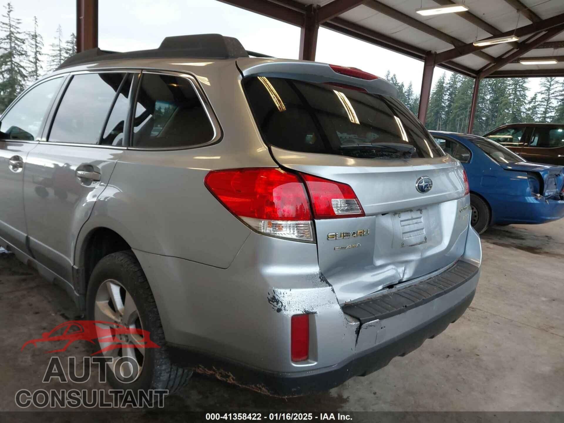 SUBARU OUTBACK 2013 - 4S4BRBGC7D3300595