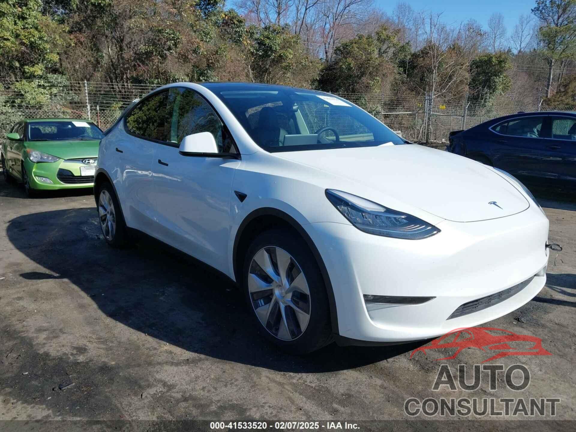 TESLA MODEL Y 2023 - 7SAYGDEE7PF597818