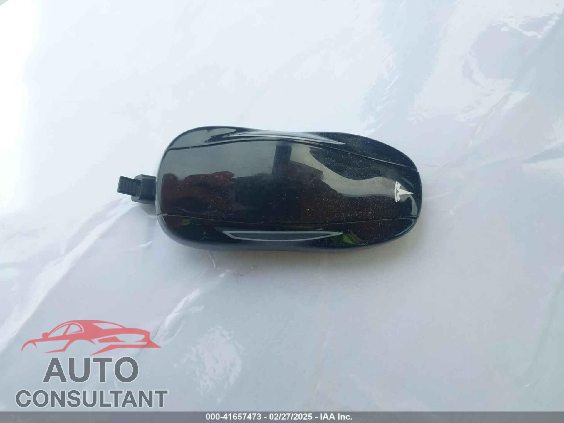 TESLA MODEL S 2015 - 5YJSA1H4XFF081215