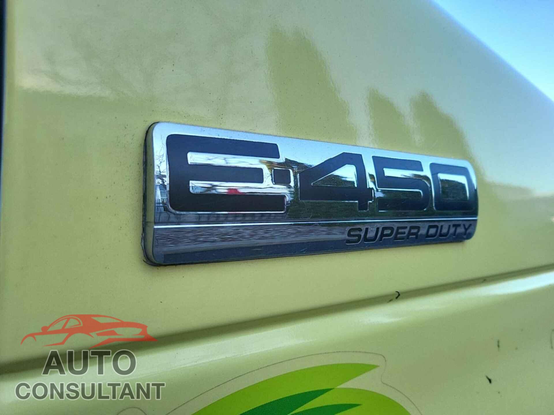FORD ECONOLINE 2018 - 1FDXE4FS2JDC18916