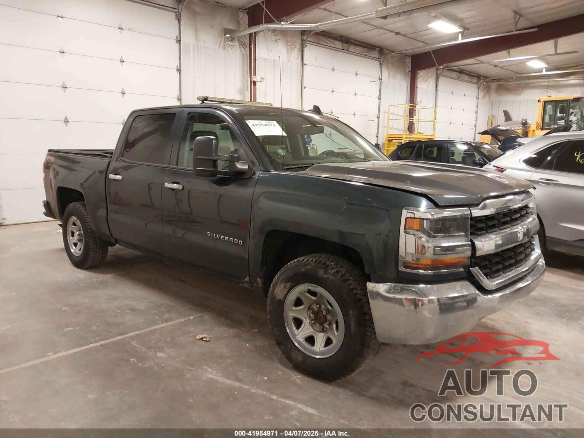 CHEVROLET SILVERADO 1500 2017 - 3GCUKNECXHG354885