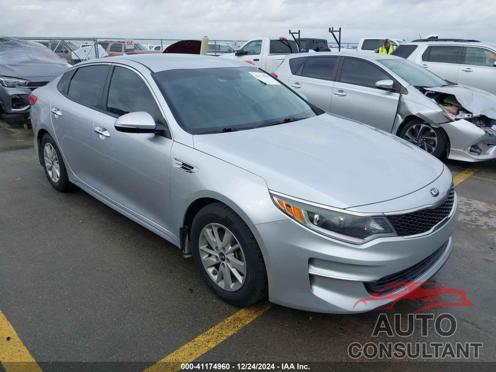 KIA OPTIMA 2017 - 5XXGT4L37HG160650