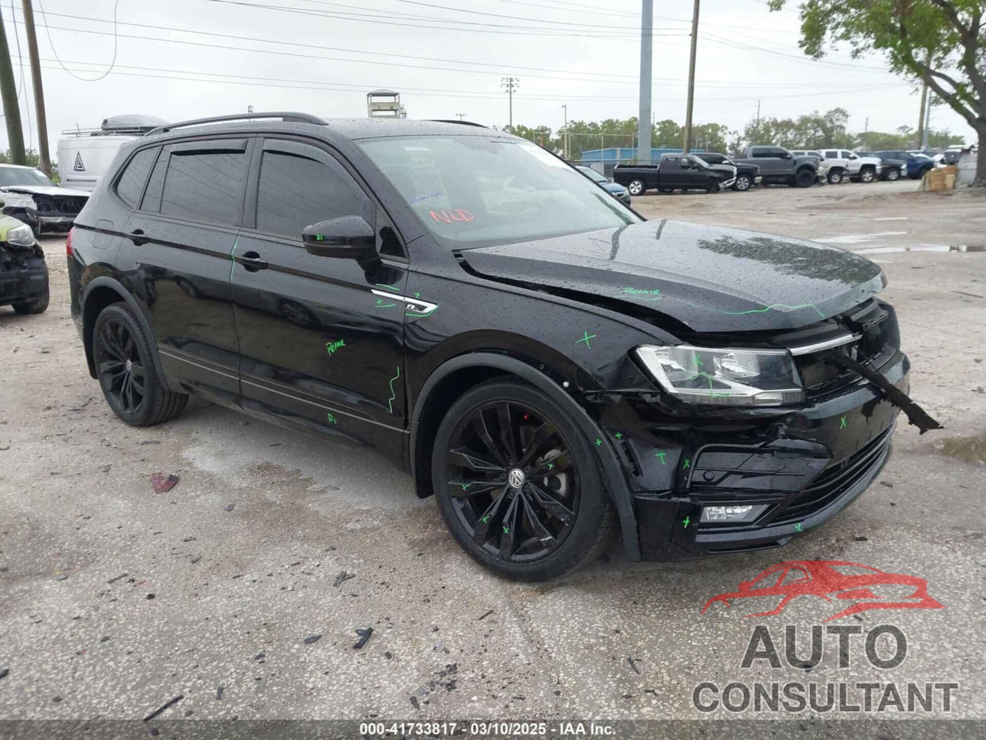 VOLKSWAGEN TIGUAN 2021 - 3VV3B7AX7MM082132