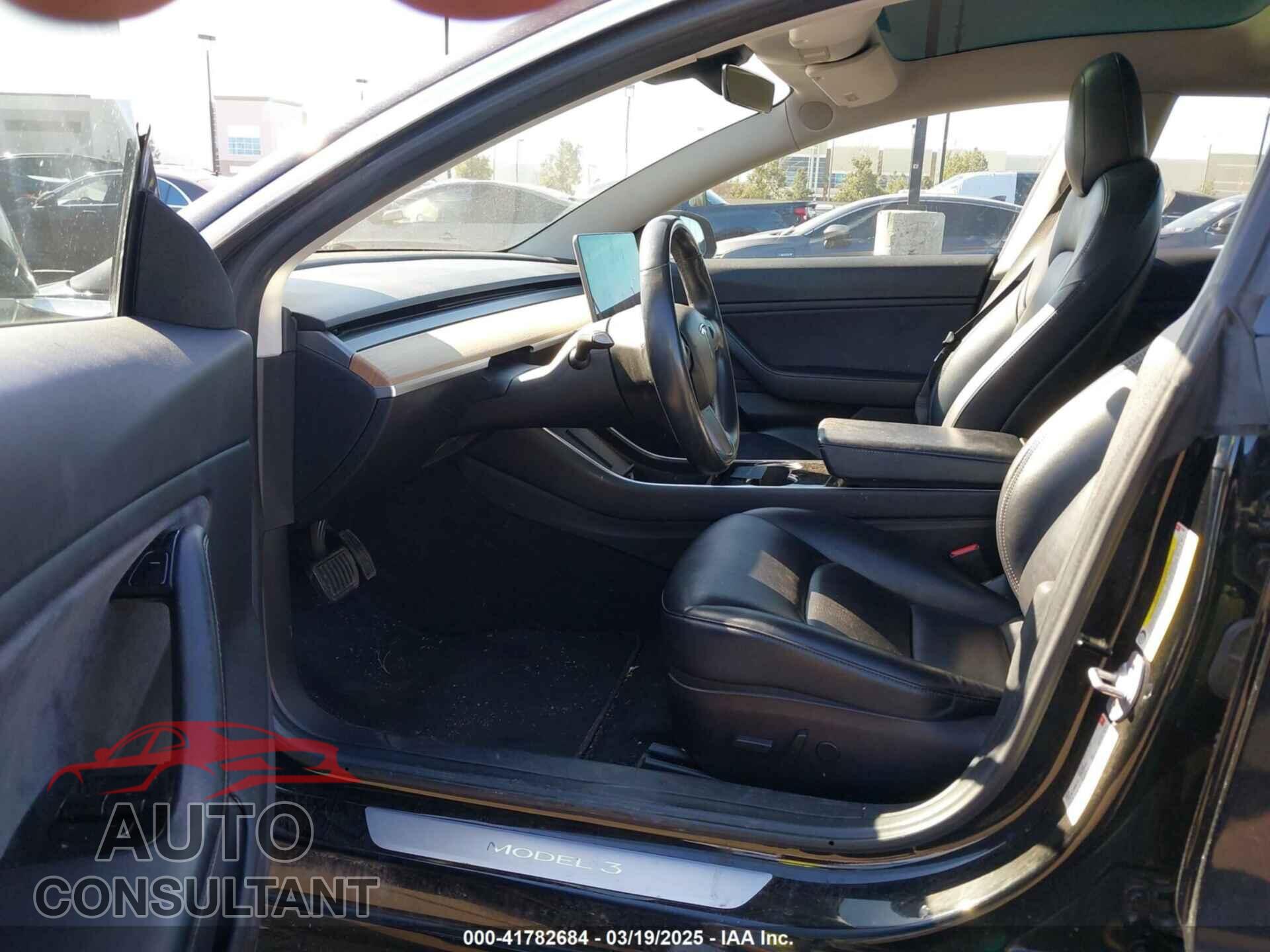TESLA MODEL 3 2018 - 5YJ3E1EA3JF013897