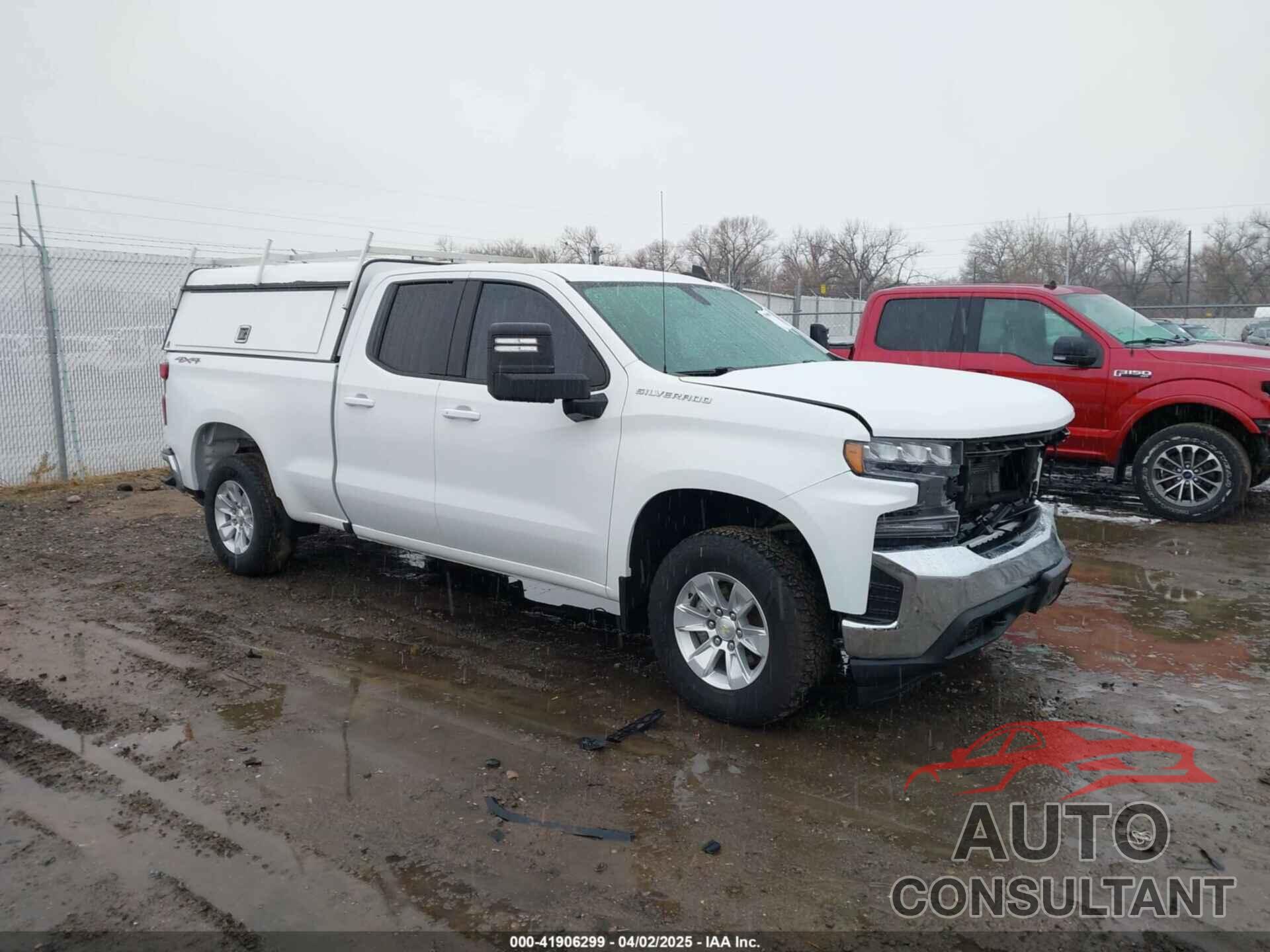 CHEVROLET SILVERADO 1500 2021 - 1GCRYDED9MZ348237