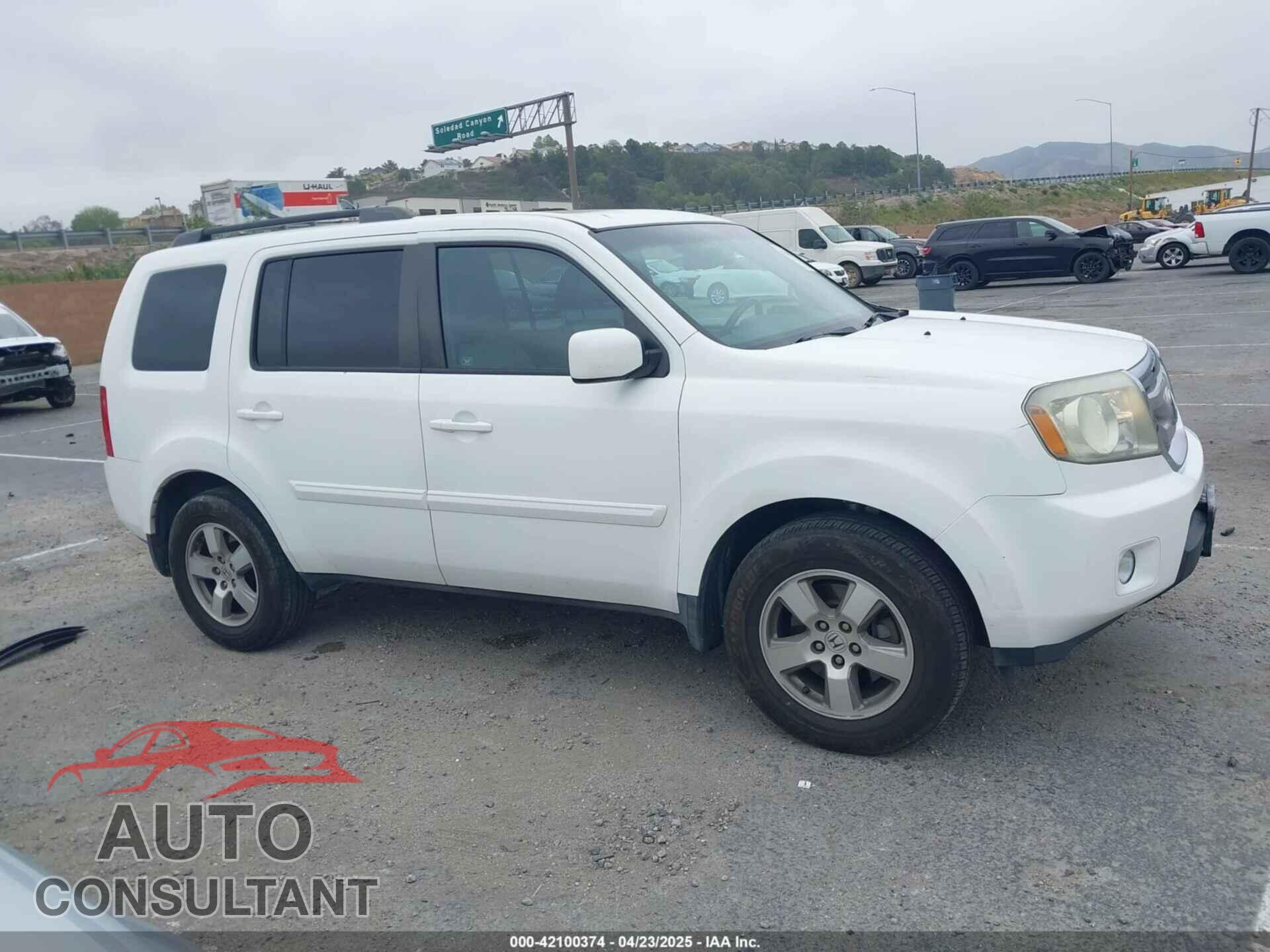 HONDA PILOT 2011 - 5FNYF3H57BB016834