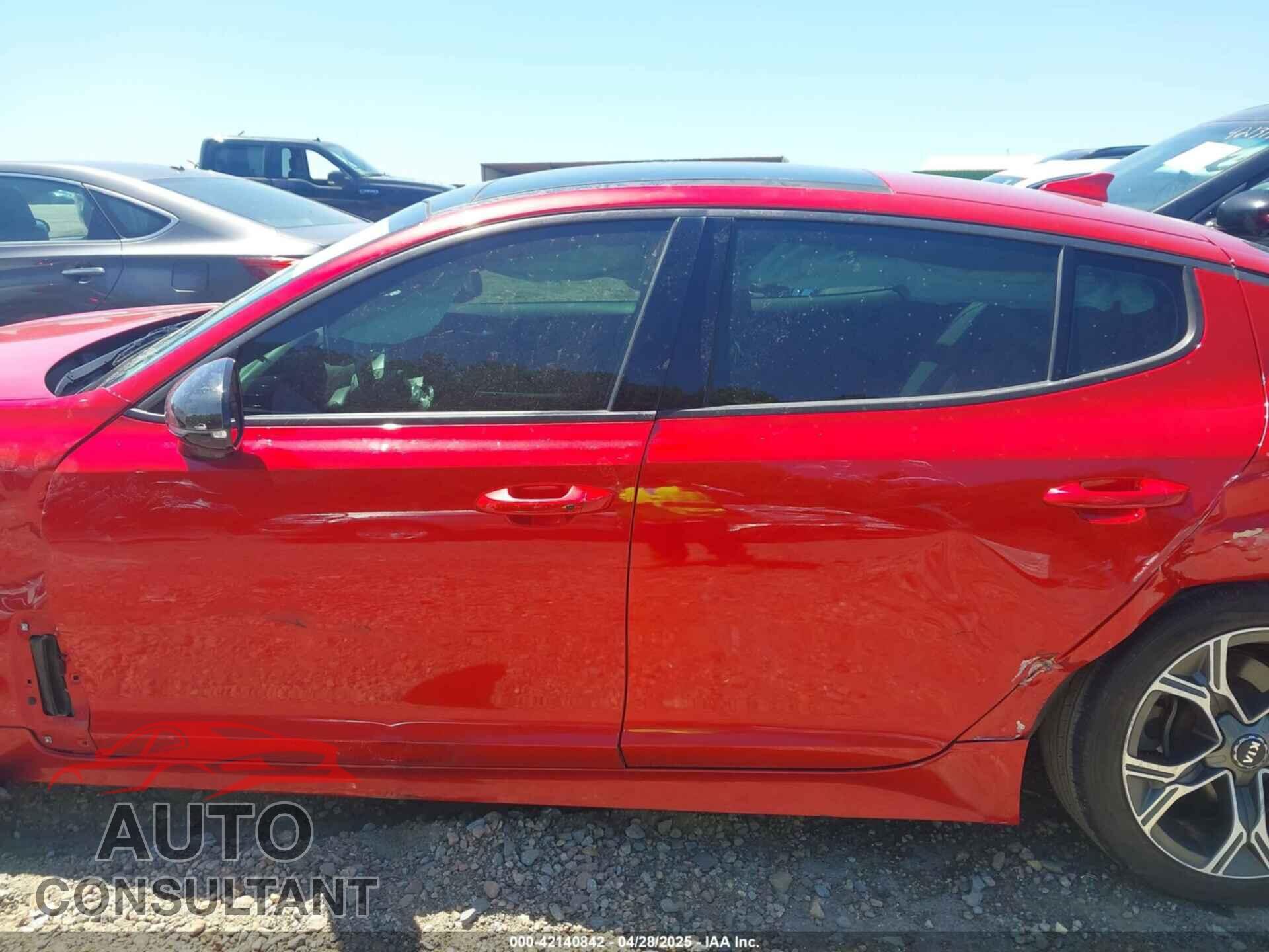 KIA STINGER 2020 - KNAE15LA4L6084309