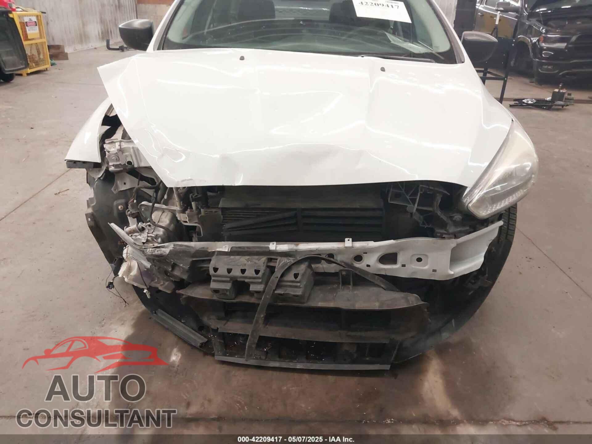 FORD FOCUS 2016 - 1FADP3E24GL339500