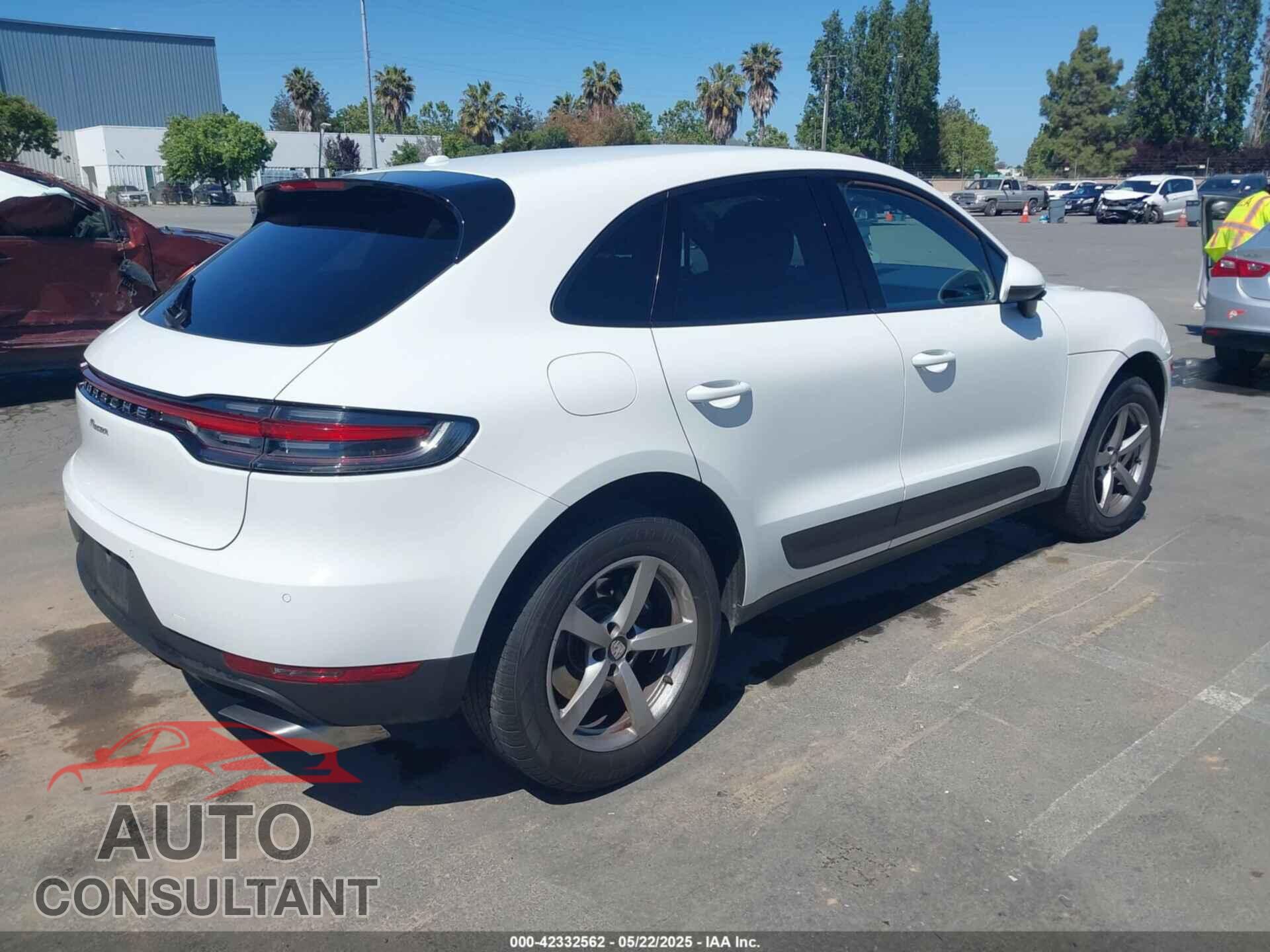 PORSCHE MACAN 2021 - WP1AA2A51MLB00523