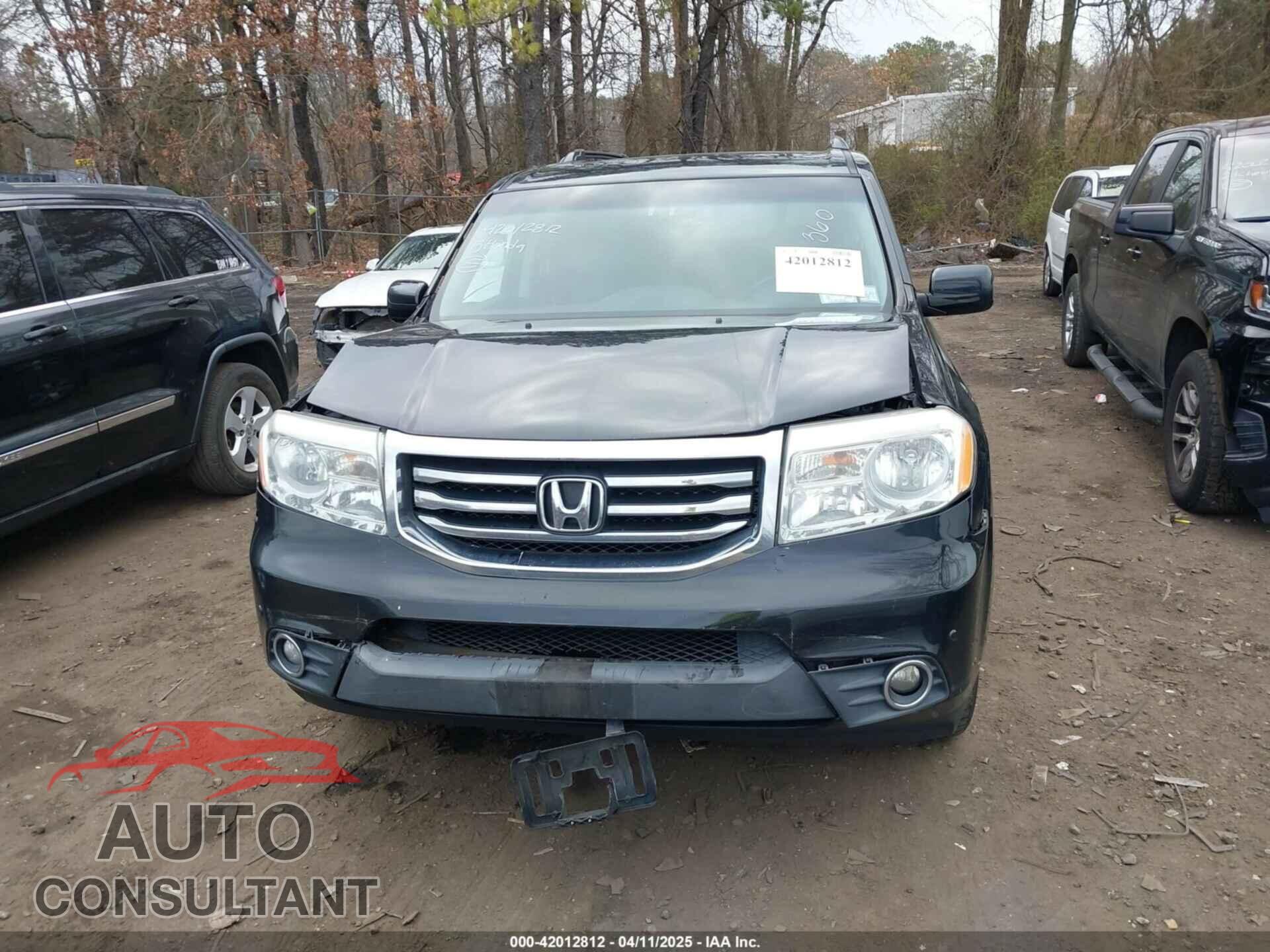 HONDA PILOT 2013 - 5FNYF4H9XDB045255