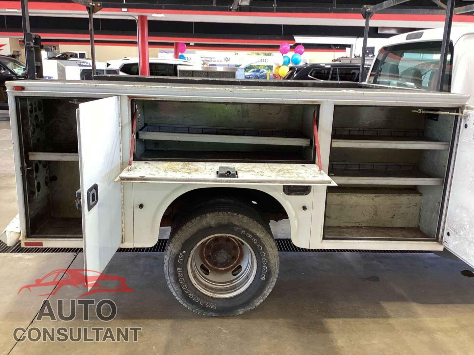FORD F350 2015 - 1FD8W3HT5FED13571