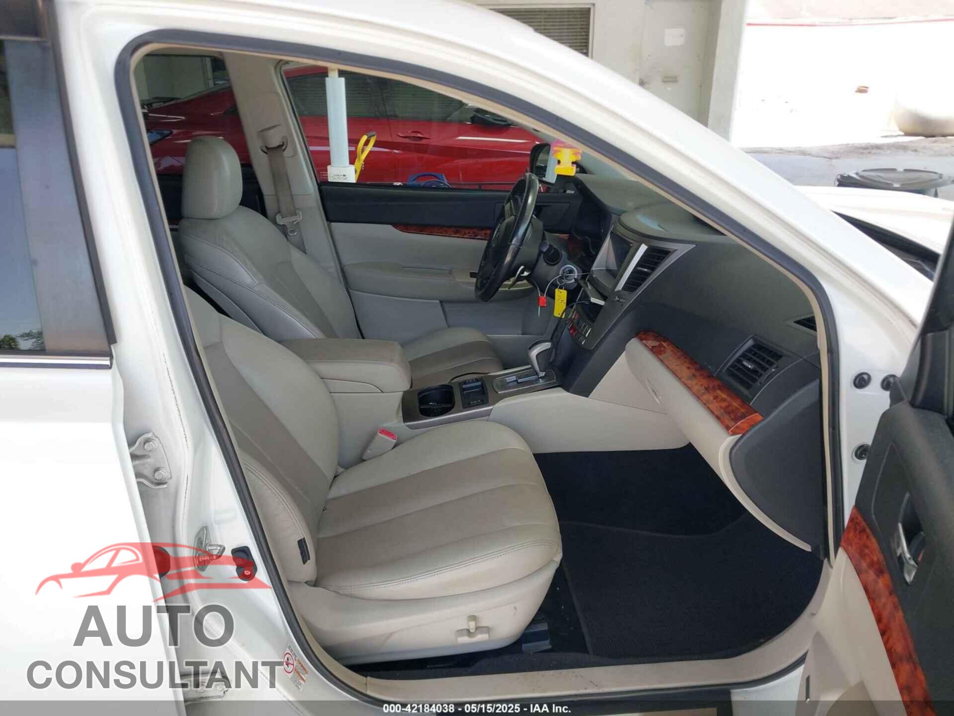 SUBARU OUTBACK 2011 - 4S4BRBKC7B3321726