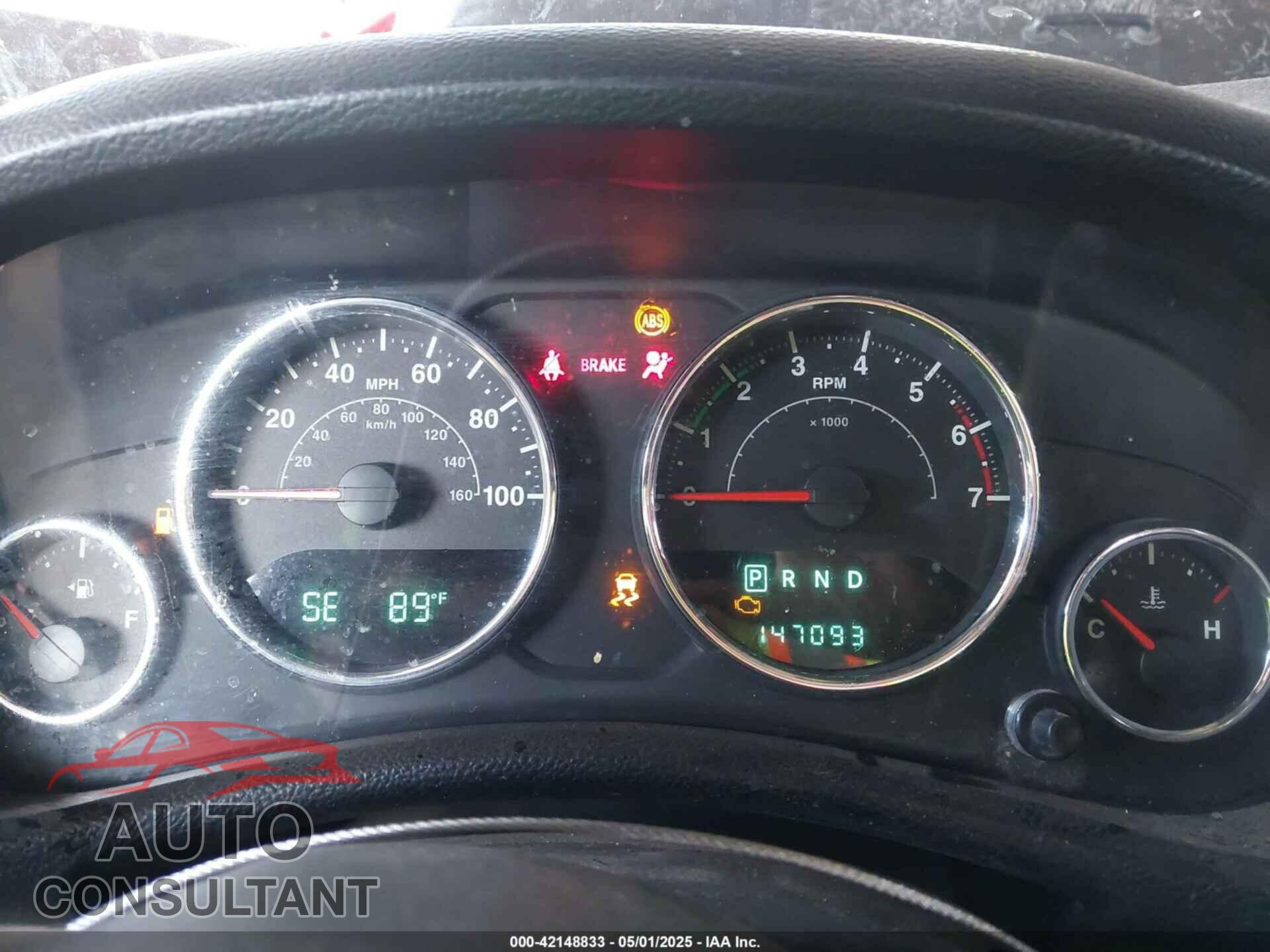 JEEP WRANGLER 2011 - 1J4AA2D11BL519800
