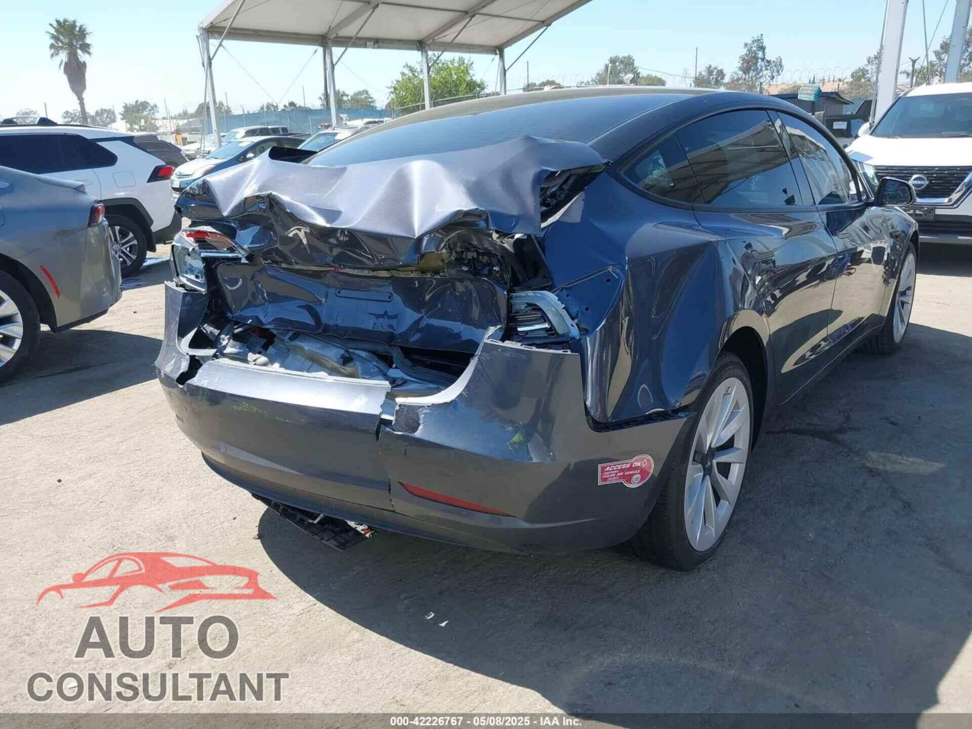 TESLA MODEL 3 2023 - 5YJ3E1EA7PF673322