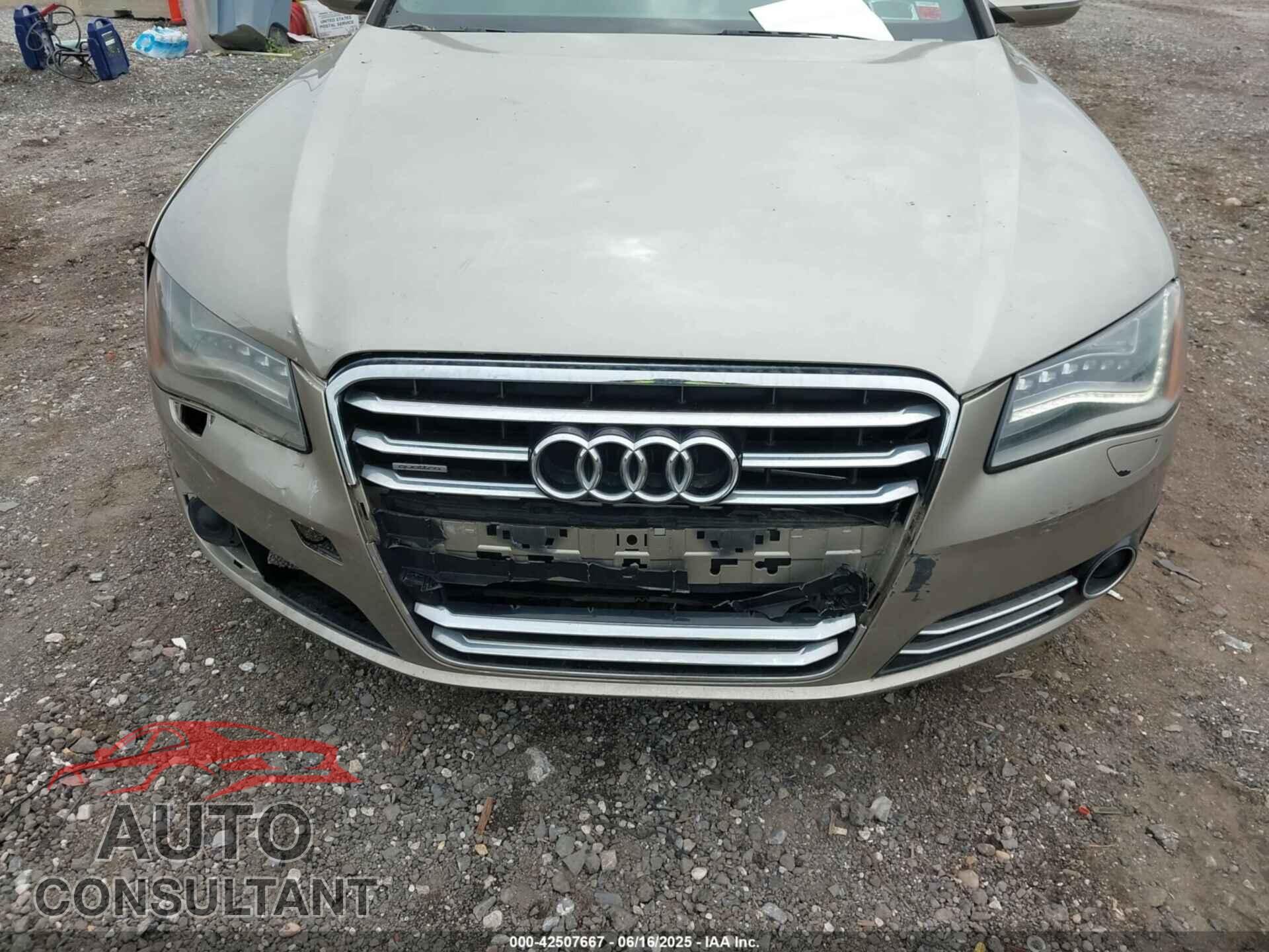 AUDI A8 L 2012 - WAURVAFD2CN017427