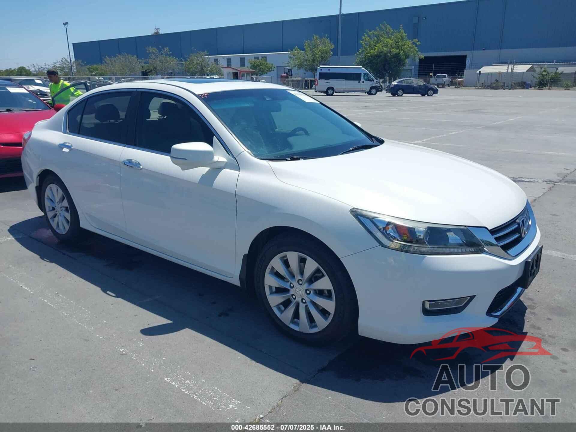 HONDA ACCORD 2013 - 1HGCR2F80DA182697