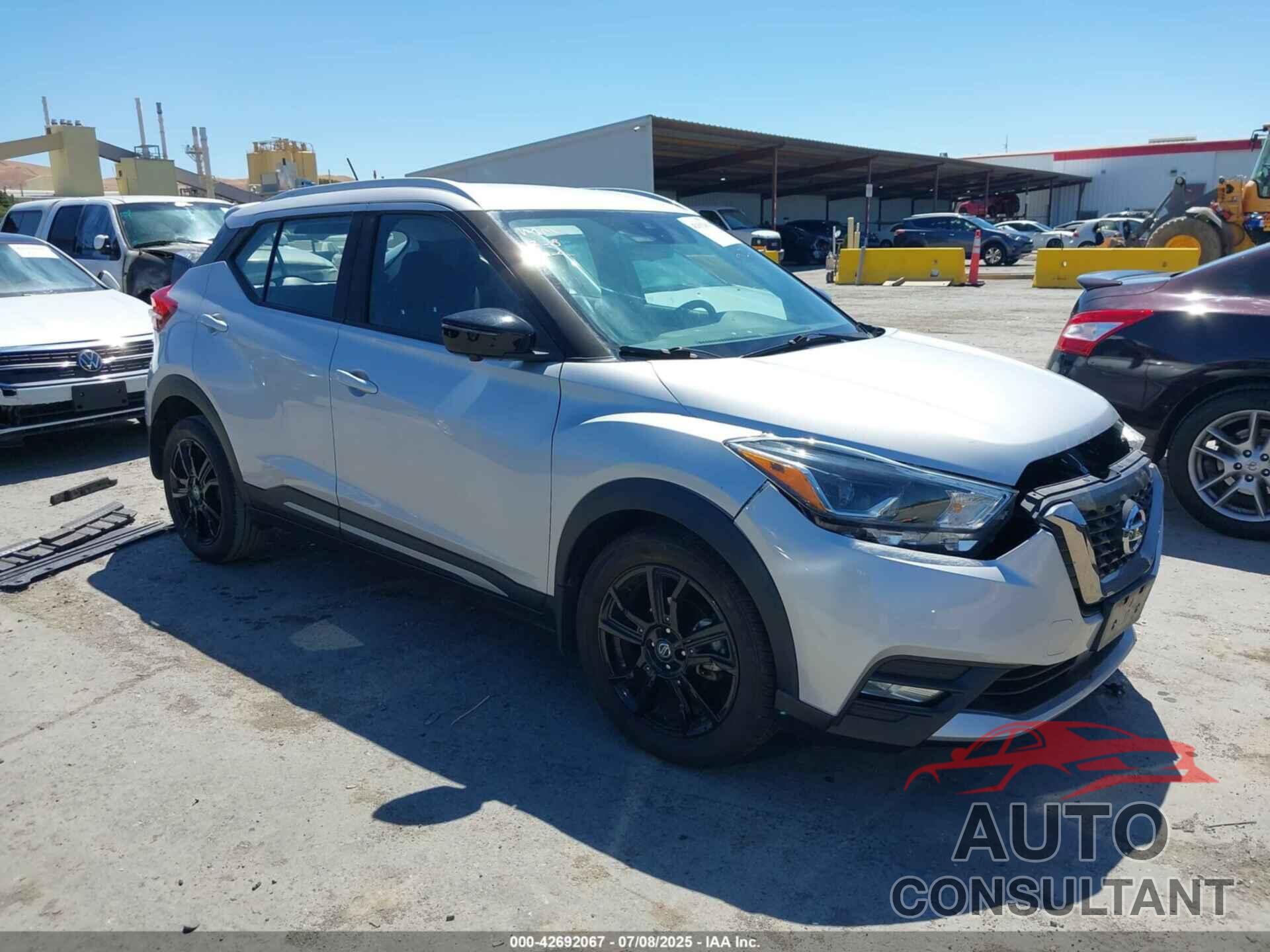 NISSAN KICKS 2020 - 3N1CP5DV4LL568645