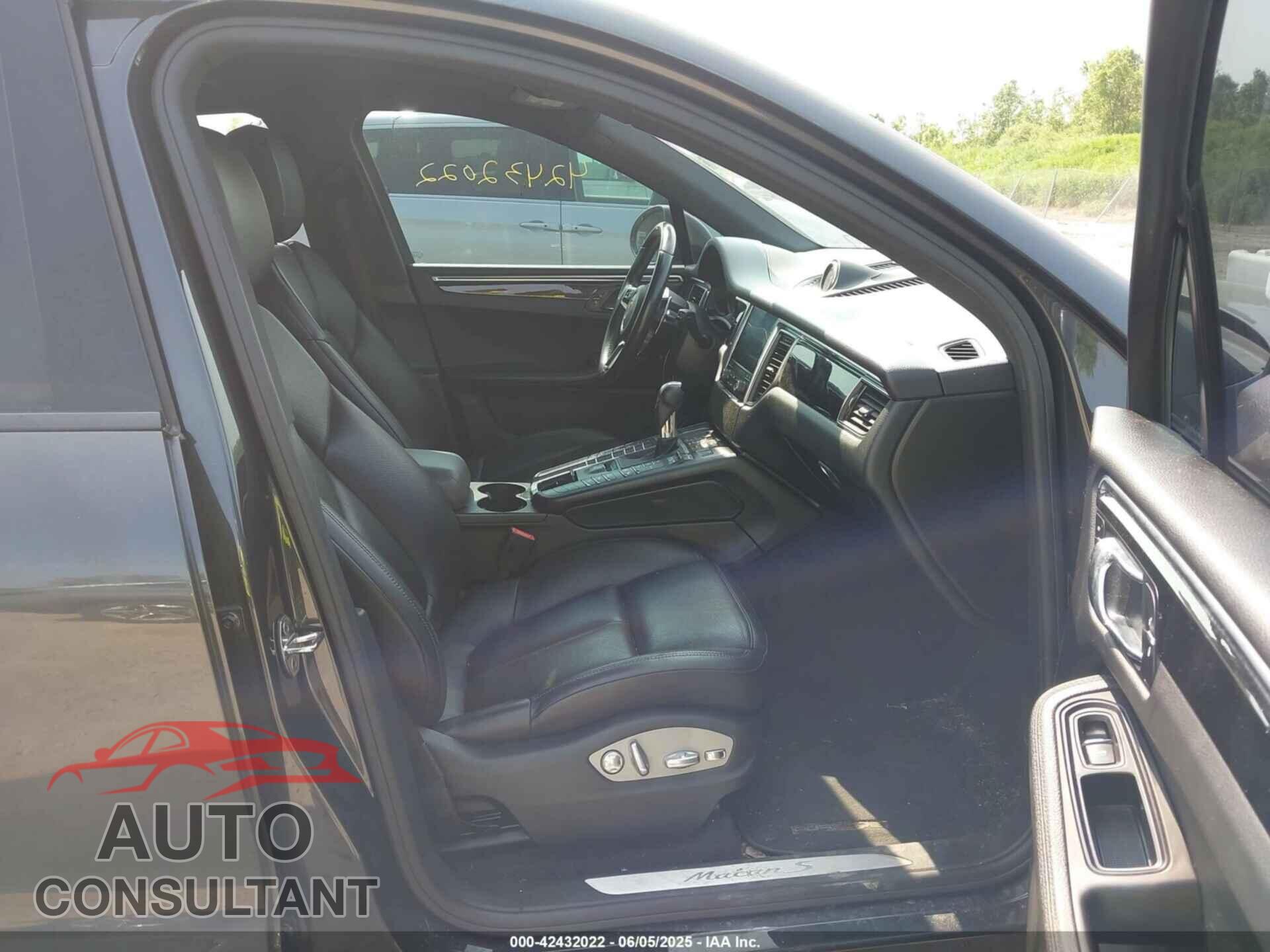PORSCHE MACAN 2017 - WP1AB2A52HLB18385
