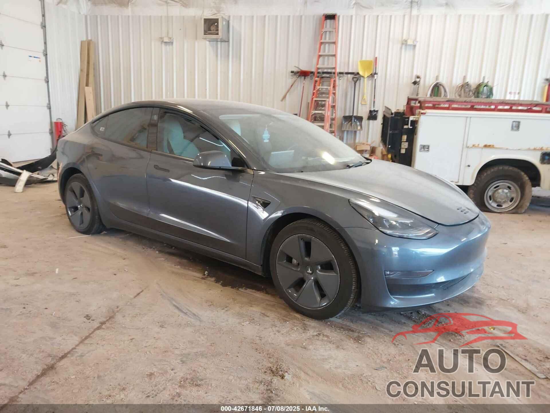 TESLA MODEL 3 2022 - 5YJ3E1EB0NF332382